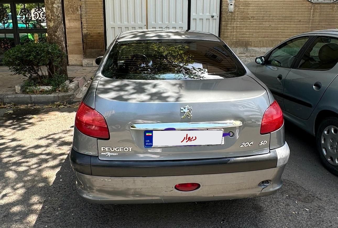 پژو ۲۰۶ صندوق دار v20 - 1386
