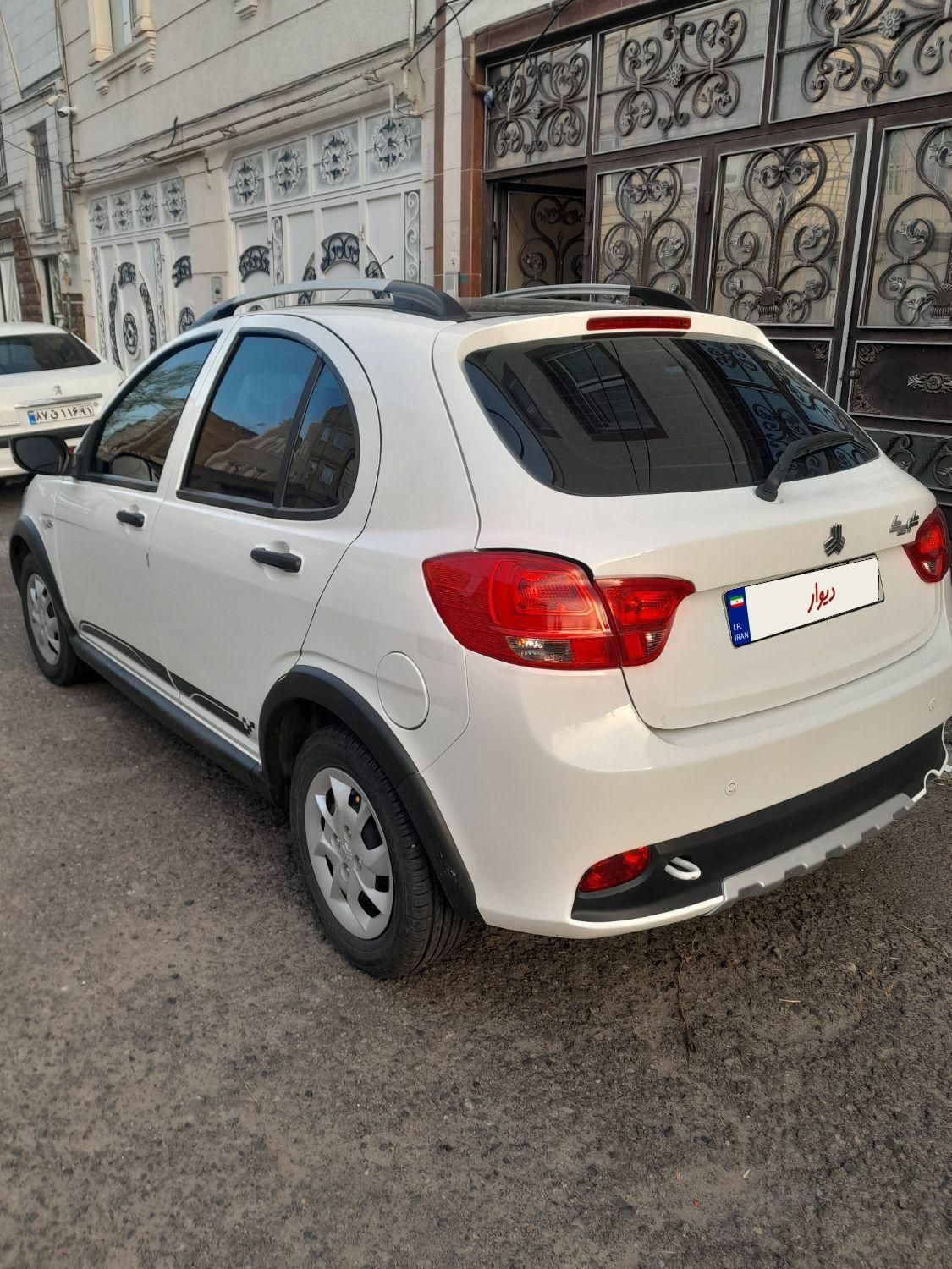 خودرو کوییک، R آگهی ann_19596285