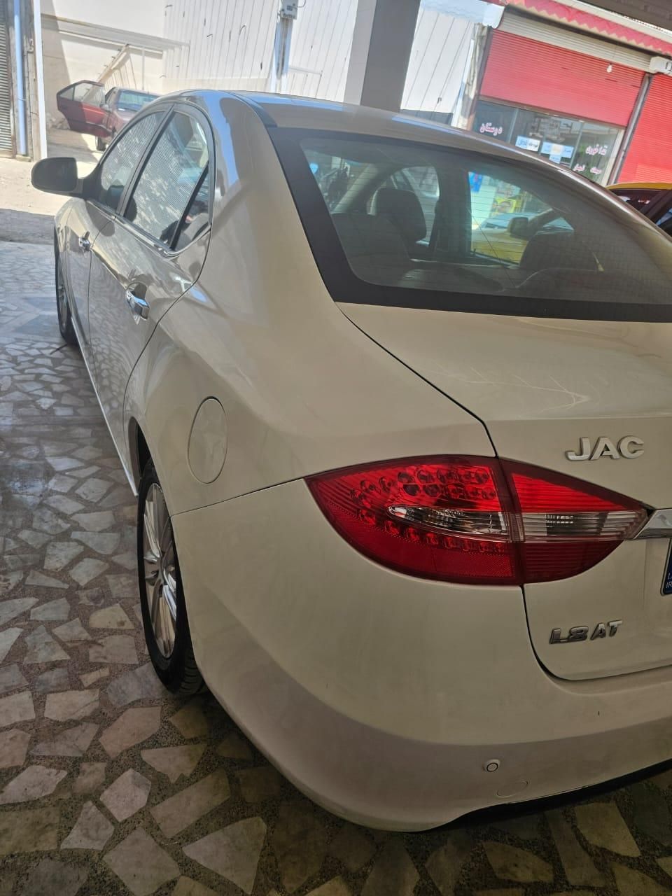 جک J5 اتوماتیک - 1393