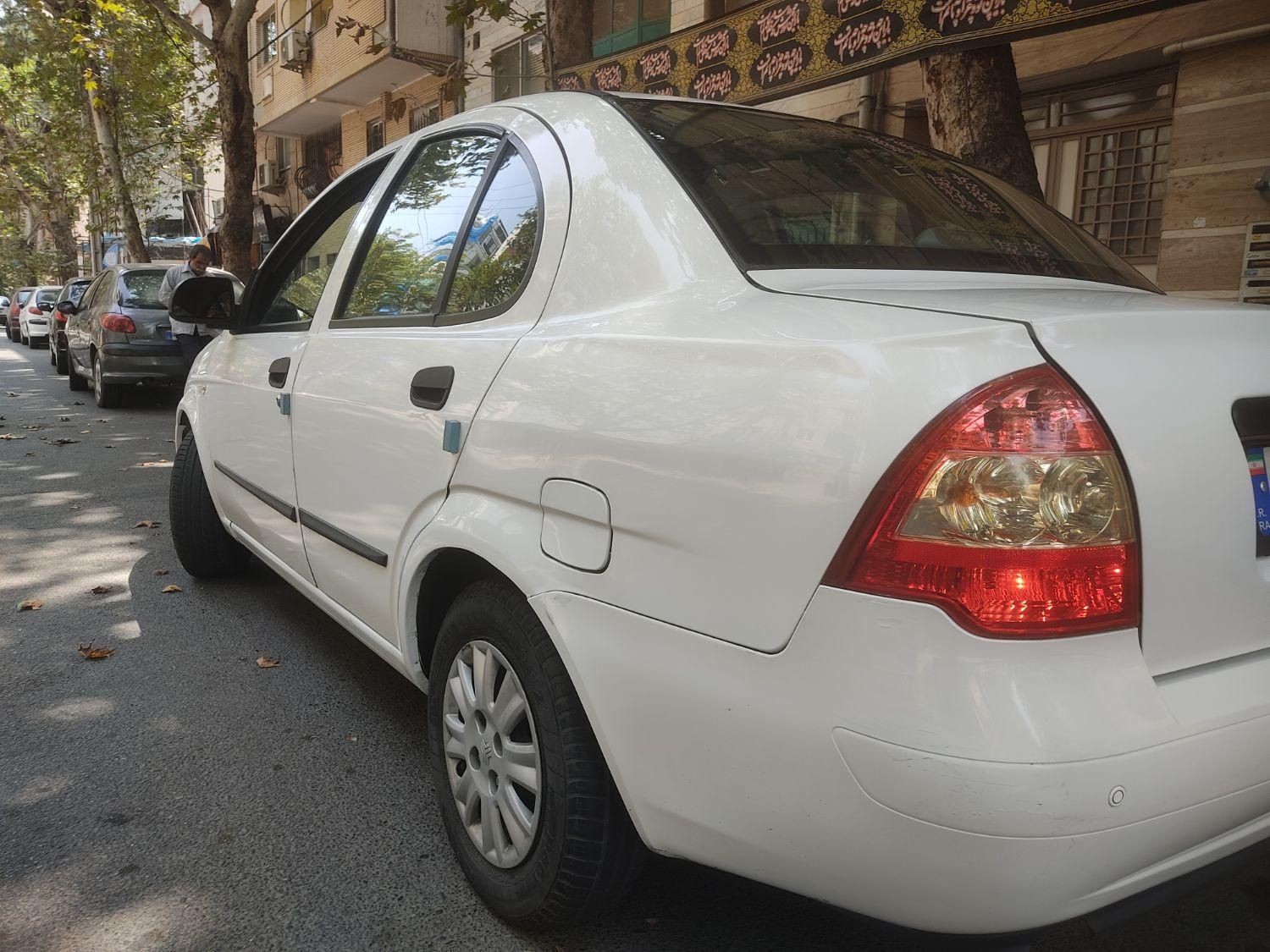 تیبا صندوق دار SX - 1398