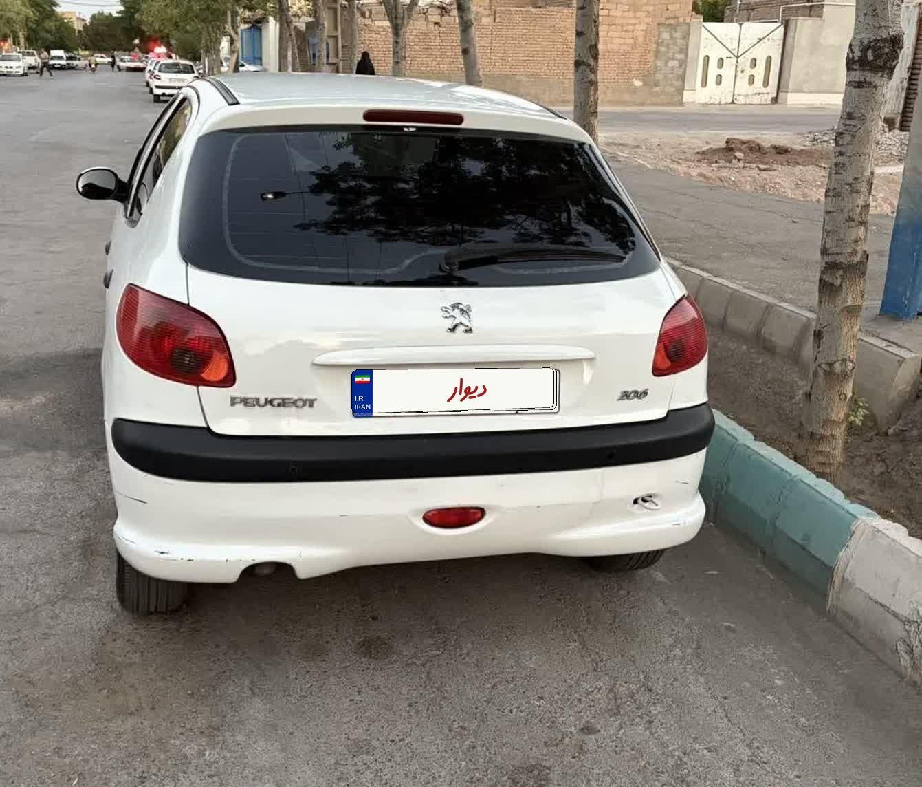 پژو 206 تیپ 5 - 1395