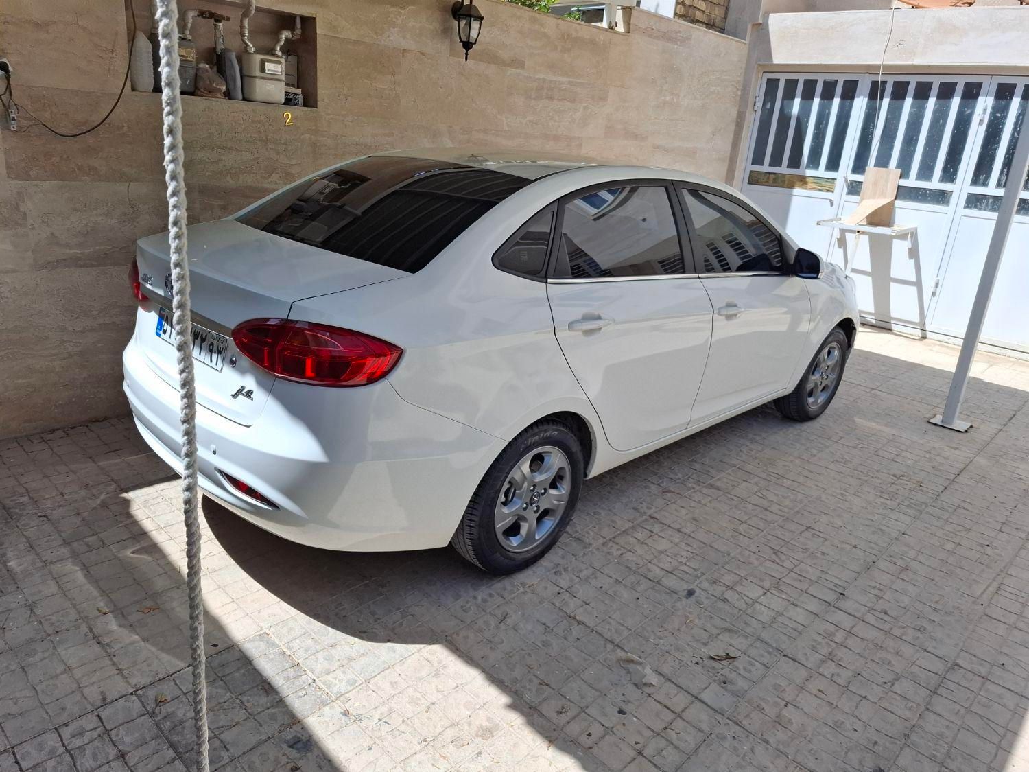 جک J4 اتوماتیک ساده - 1402