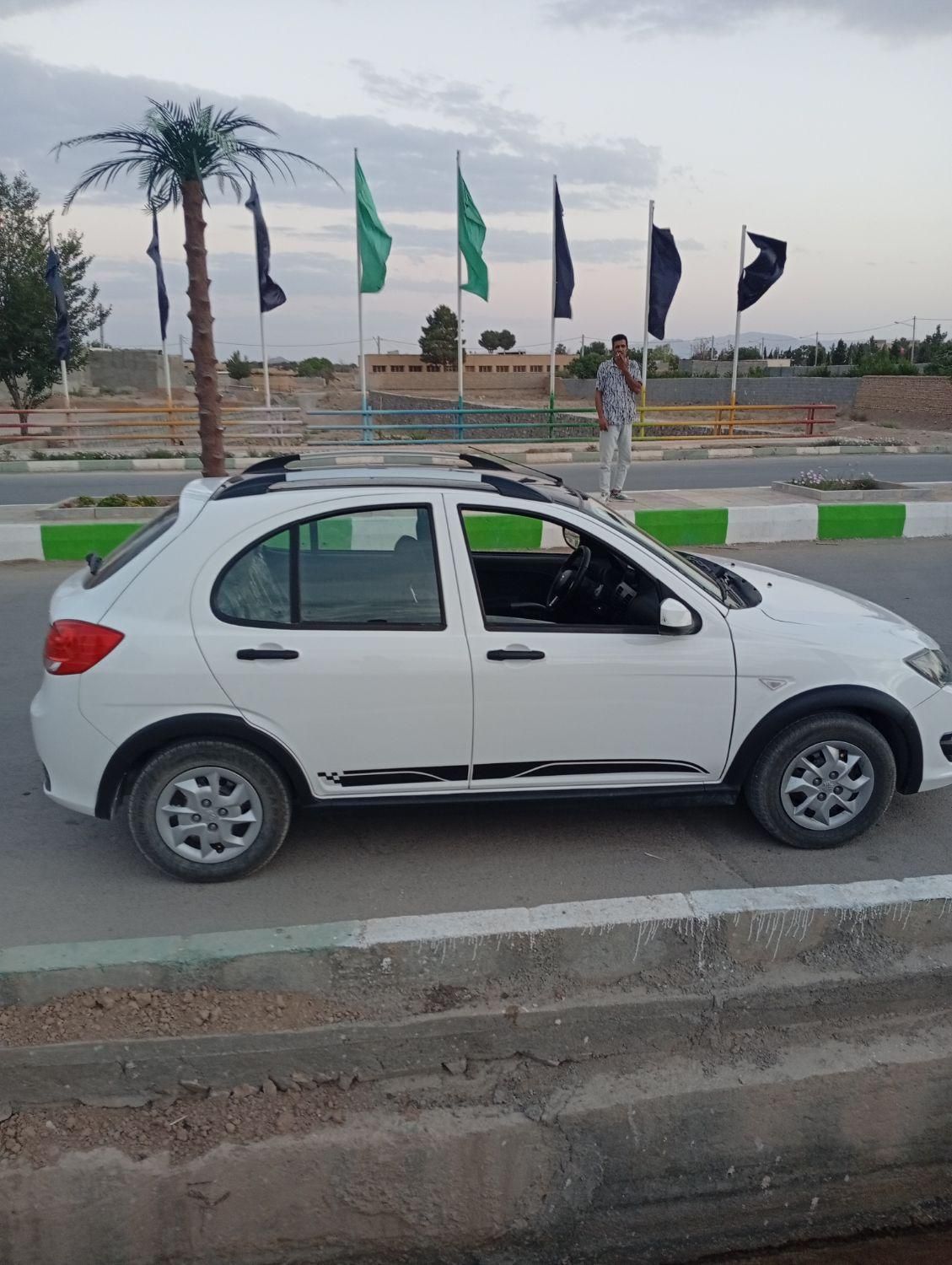 کوییک R دنده‌ای - 1402