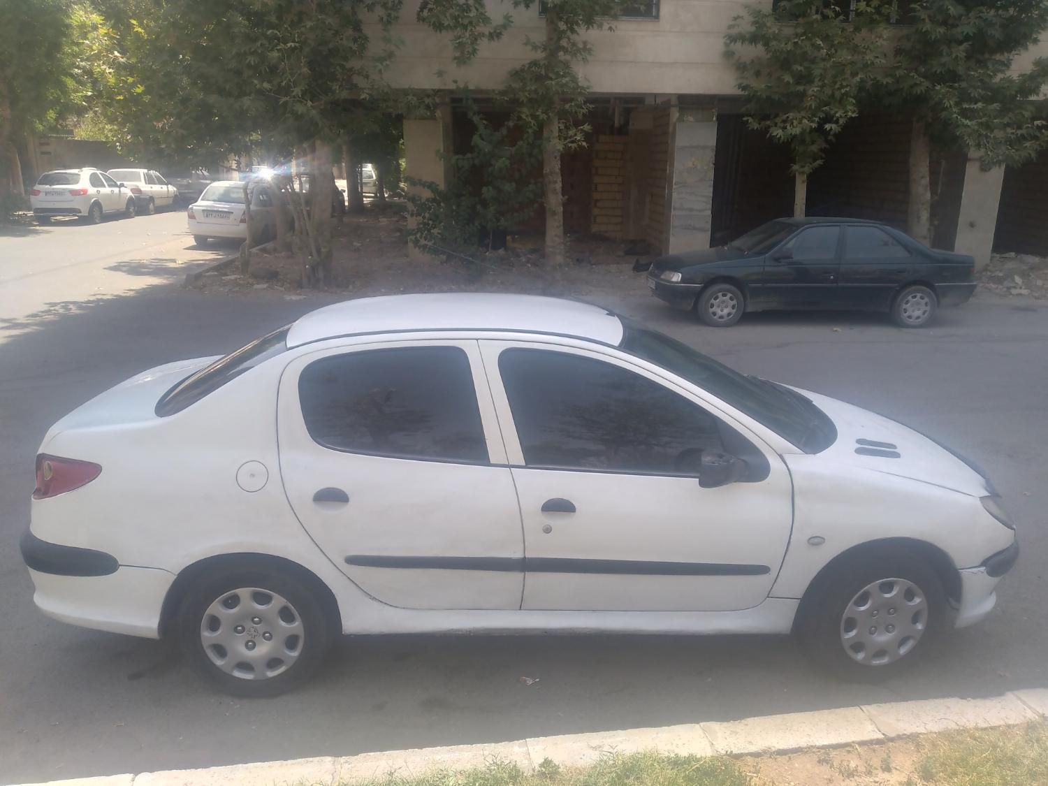 پژو ۲۰۶ صندوق دار v8 - 1394