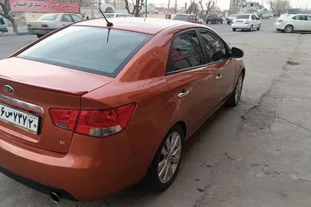 کیا سراتو 2.0 لیتر دنده ای - 2011