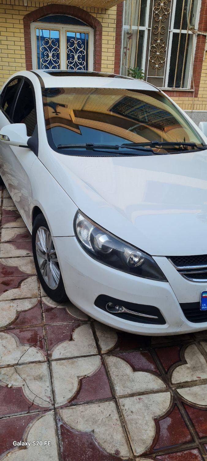 خودرو جک، J5 آگهی ann_19597520