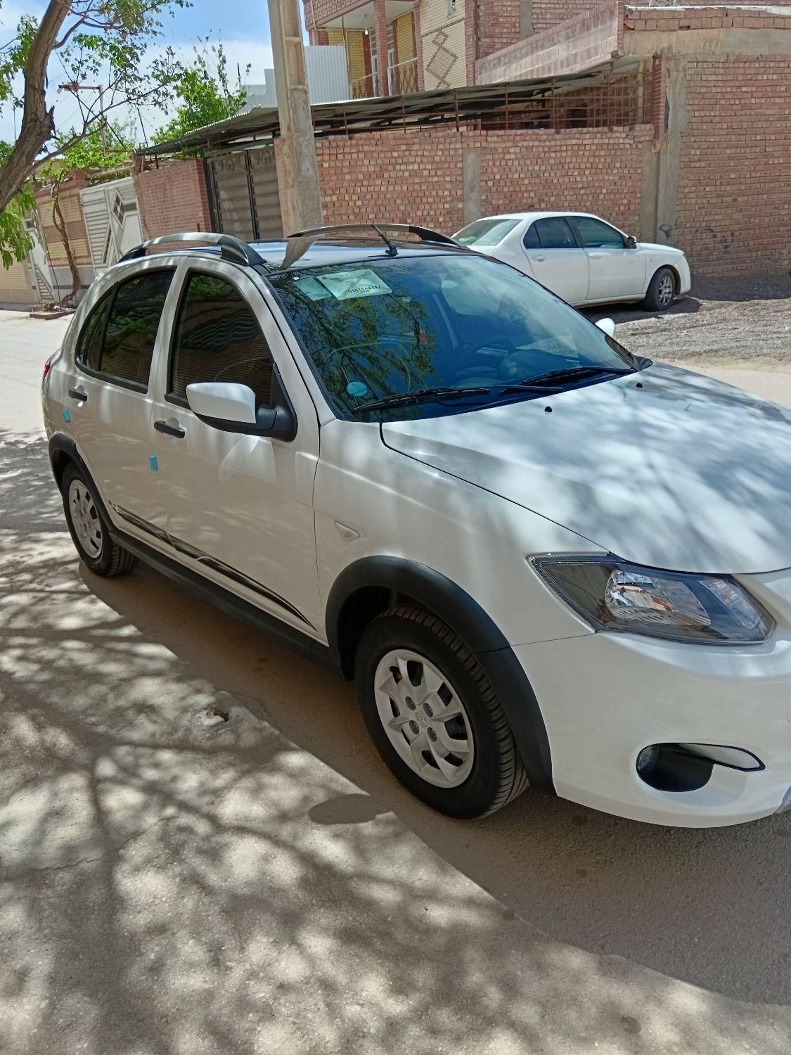 کوییک R دنده‌ای - 1402