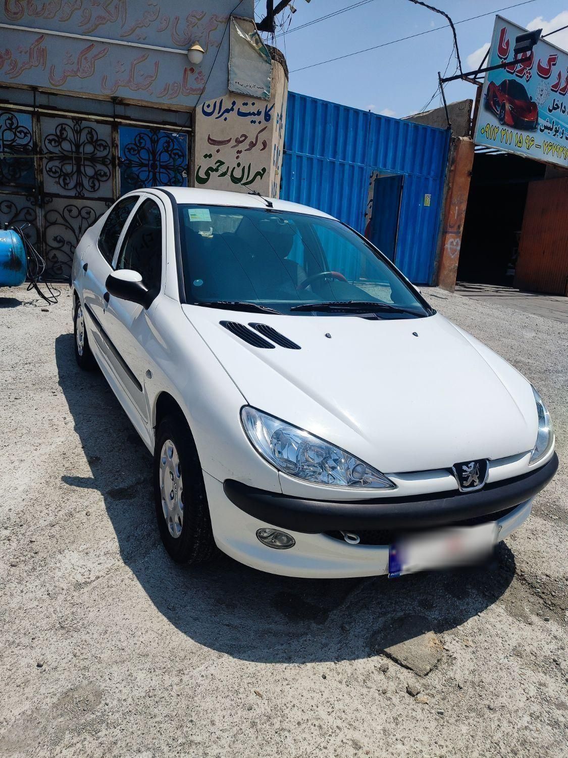 پژو ۲۰۶ صندوق دار v8 - 1399