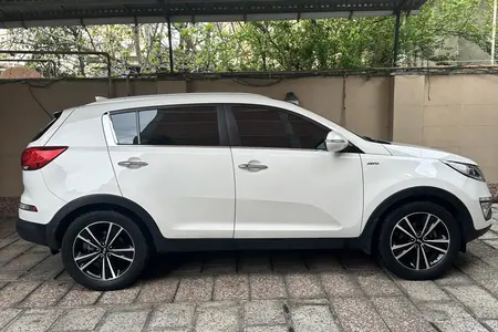 کیا اسپورتیج 4 سیلندر فول 2400cc - 2015