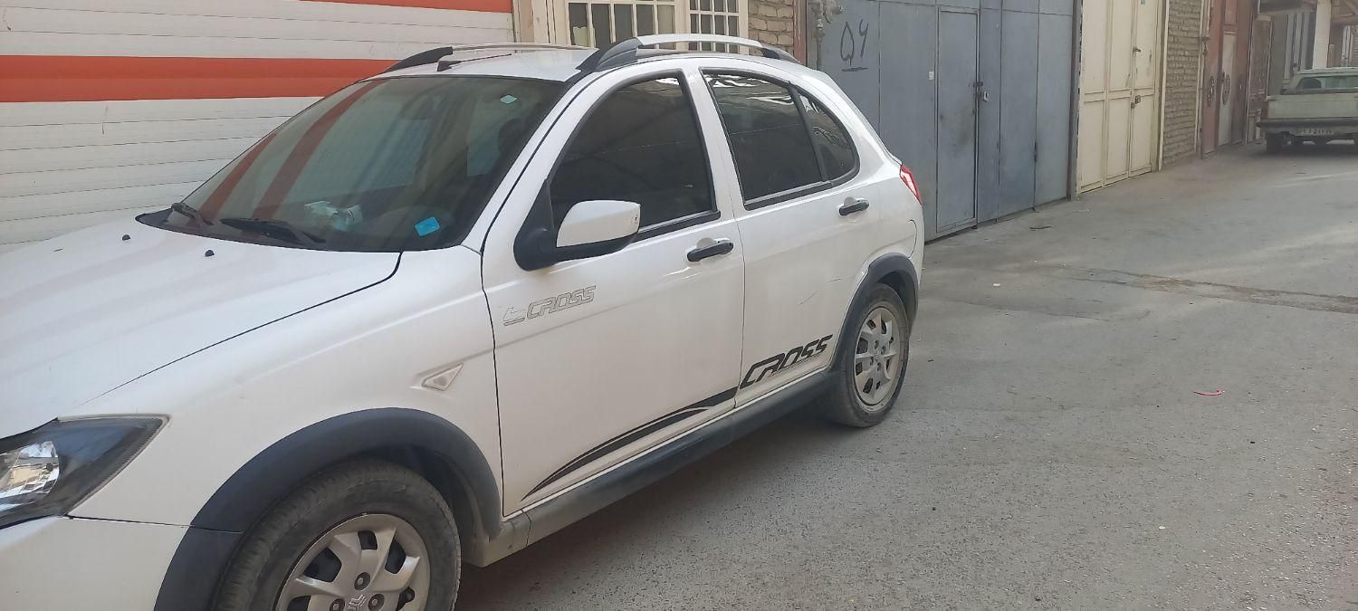 خودرو کوییک، معمولی آگهی ann_19597756