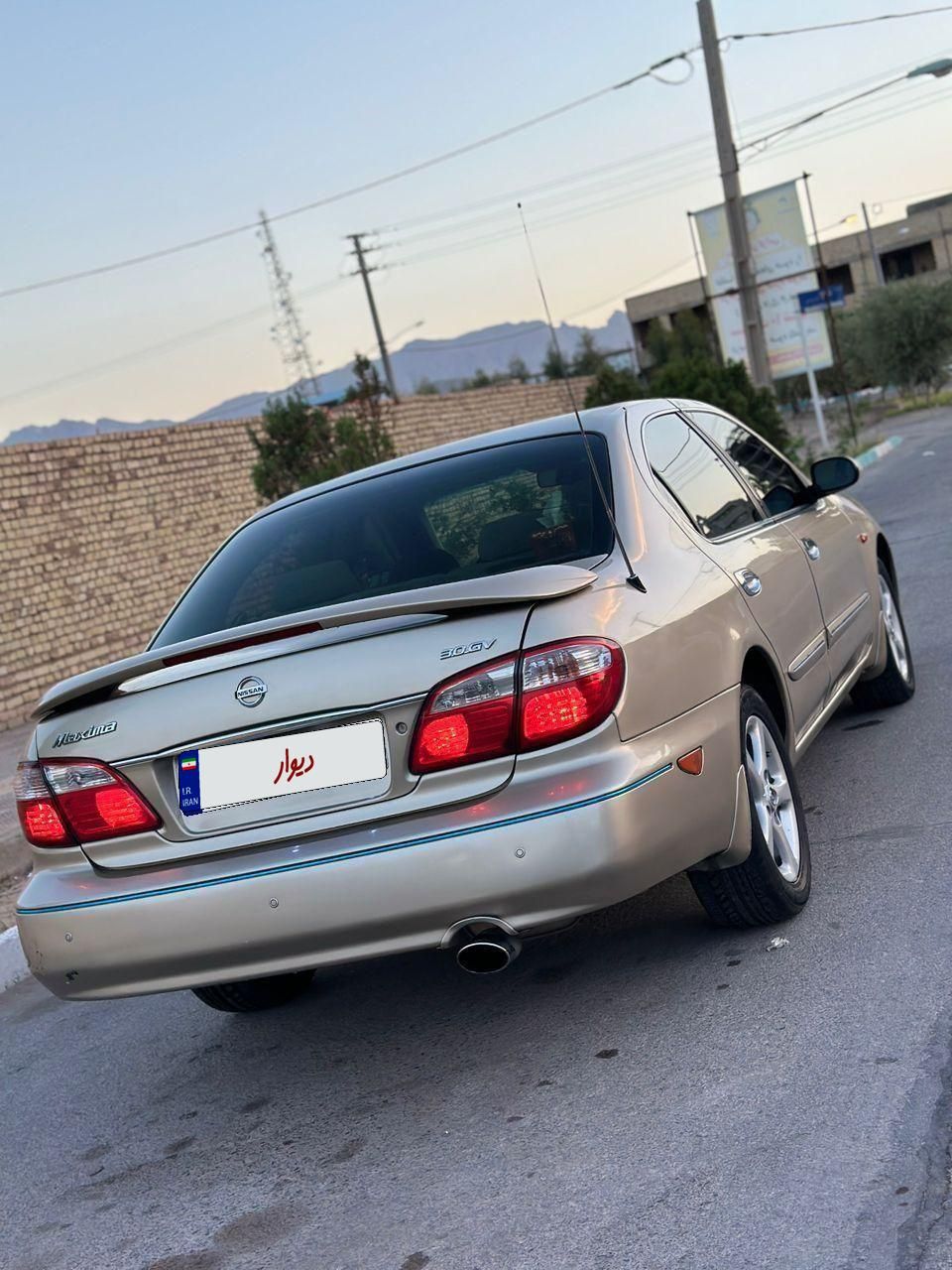 نیسان ماکسیما اتوماتیک - 2002