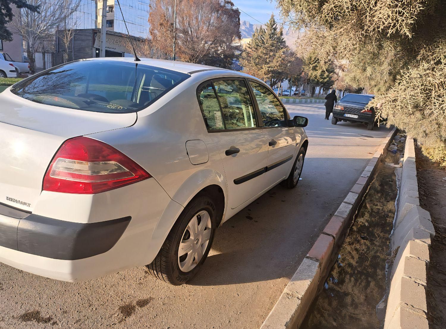 رنو مگان وارداتی دنده‌ای 1600 - 2008