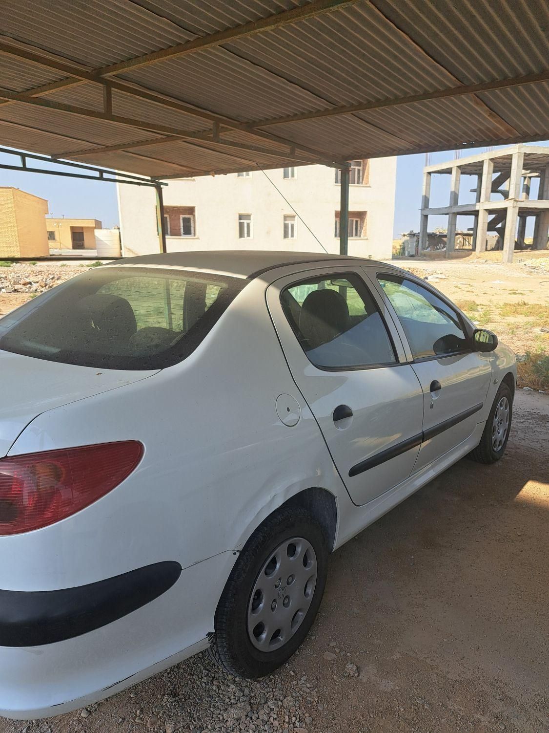 پژو ۲۰۶ صندوق دار v8 - 1396