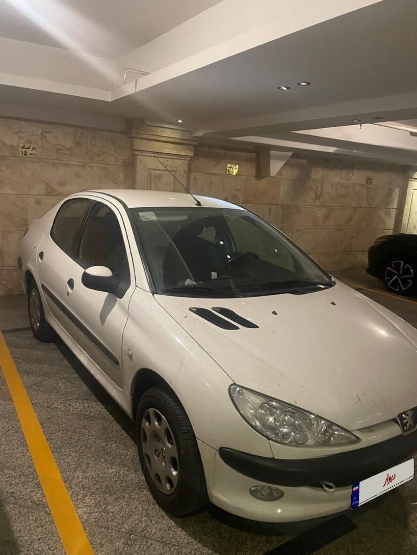 پژو ۲۰۶ صندوق دار v8 - 1390