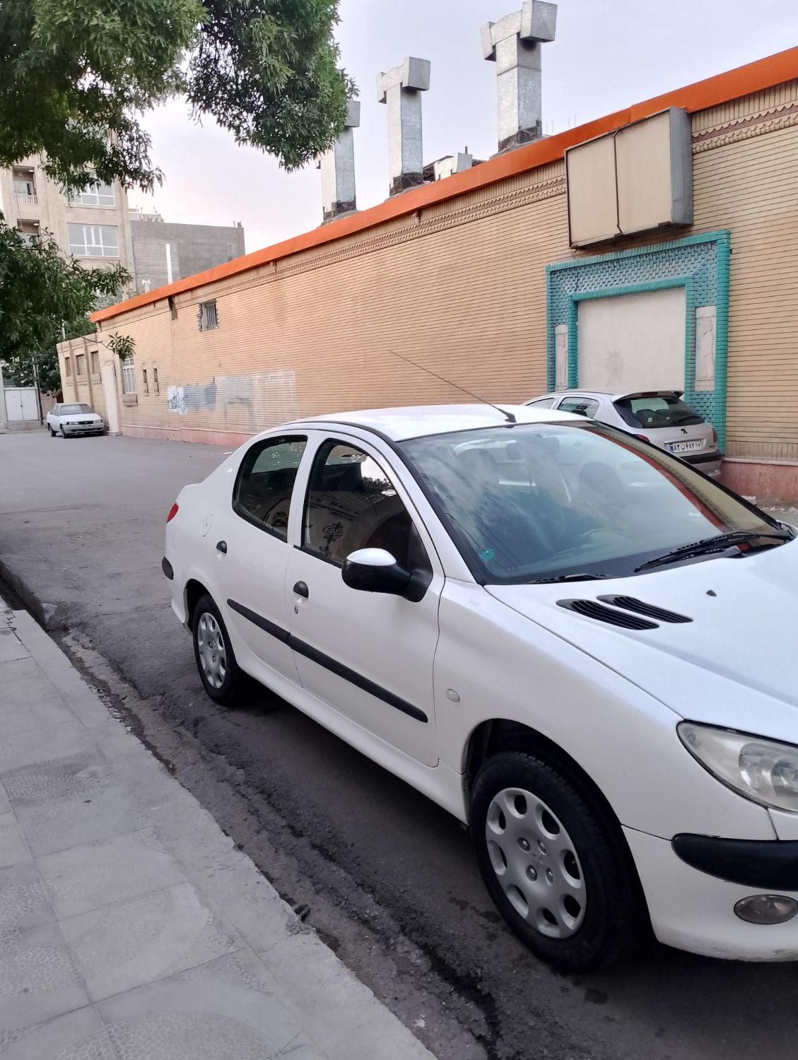 پژو ۲۰۶ صندوق دار v8 - 1399