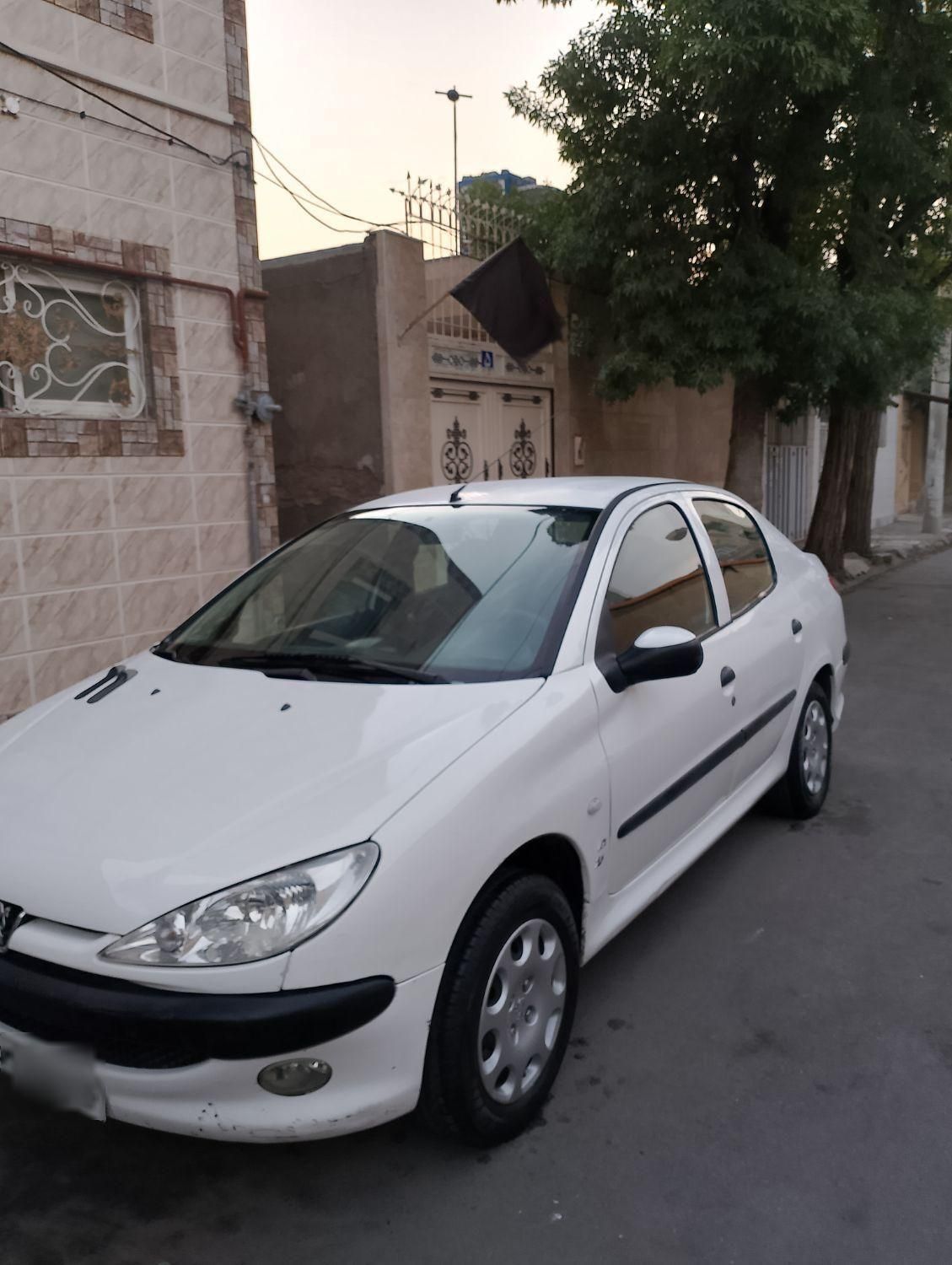 پژو ۲۰۶ صندوق دار v8 - 1399