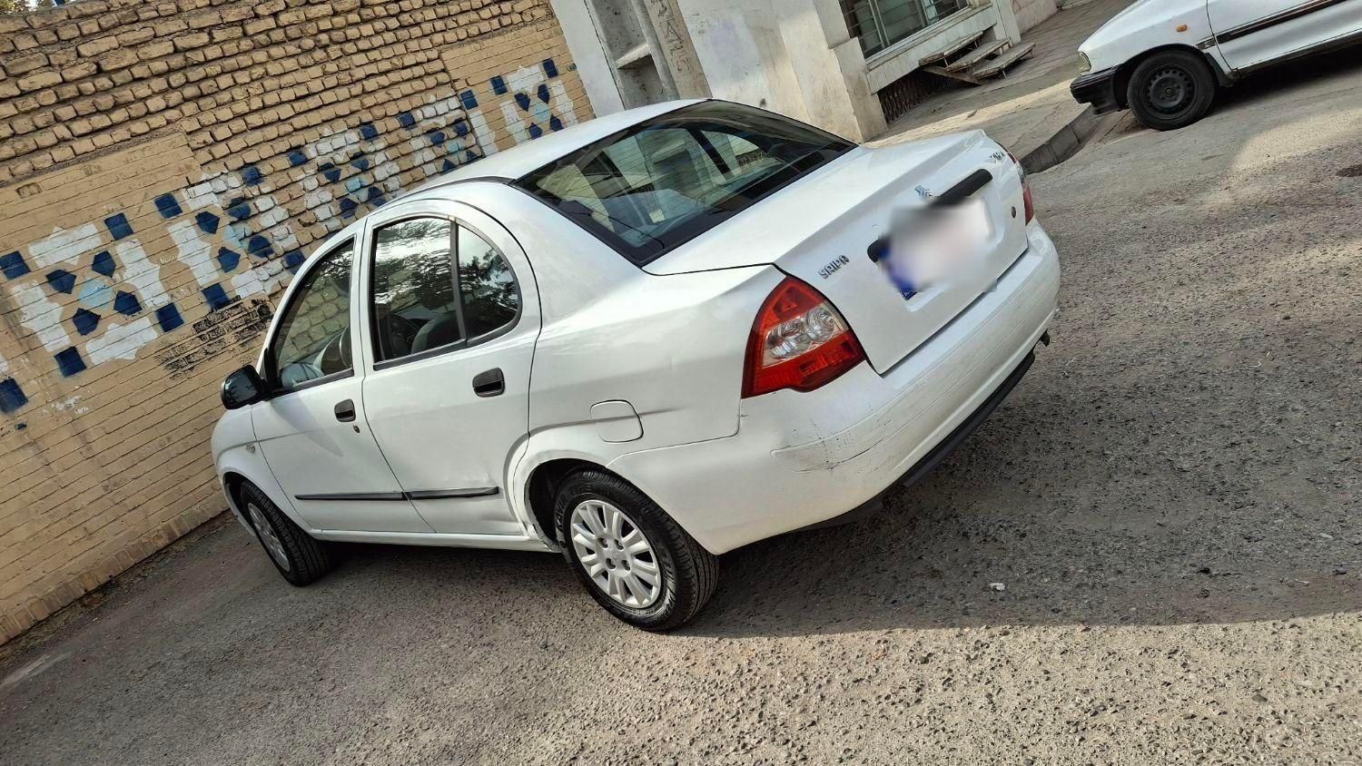 تیبا صندوق دار EX - 1395
