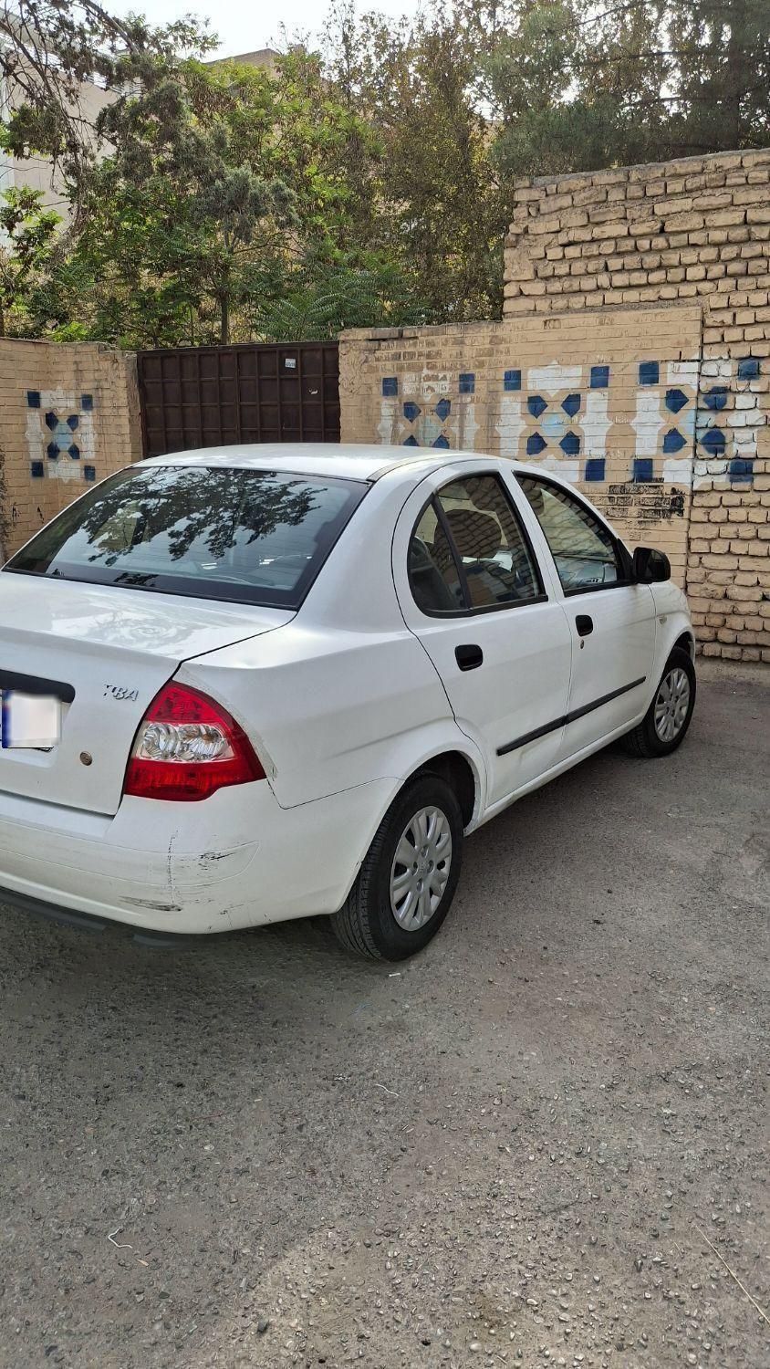 تیبا صندوق دار EX - 1395