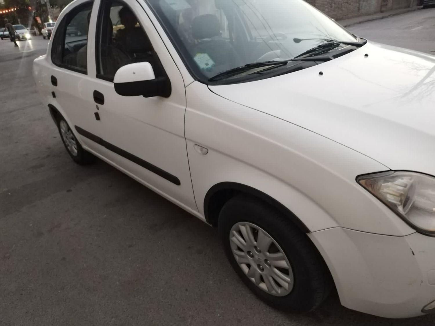 تیبا صندوق دار SX - 1395