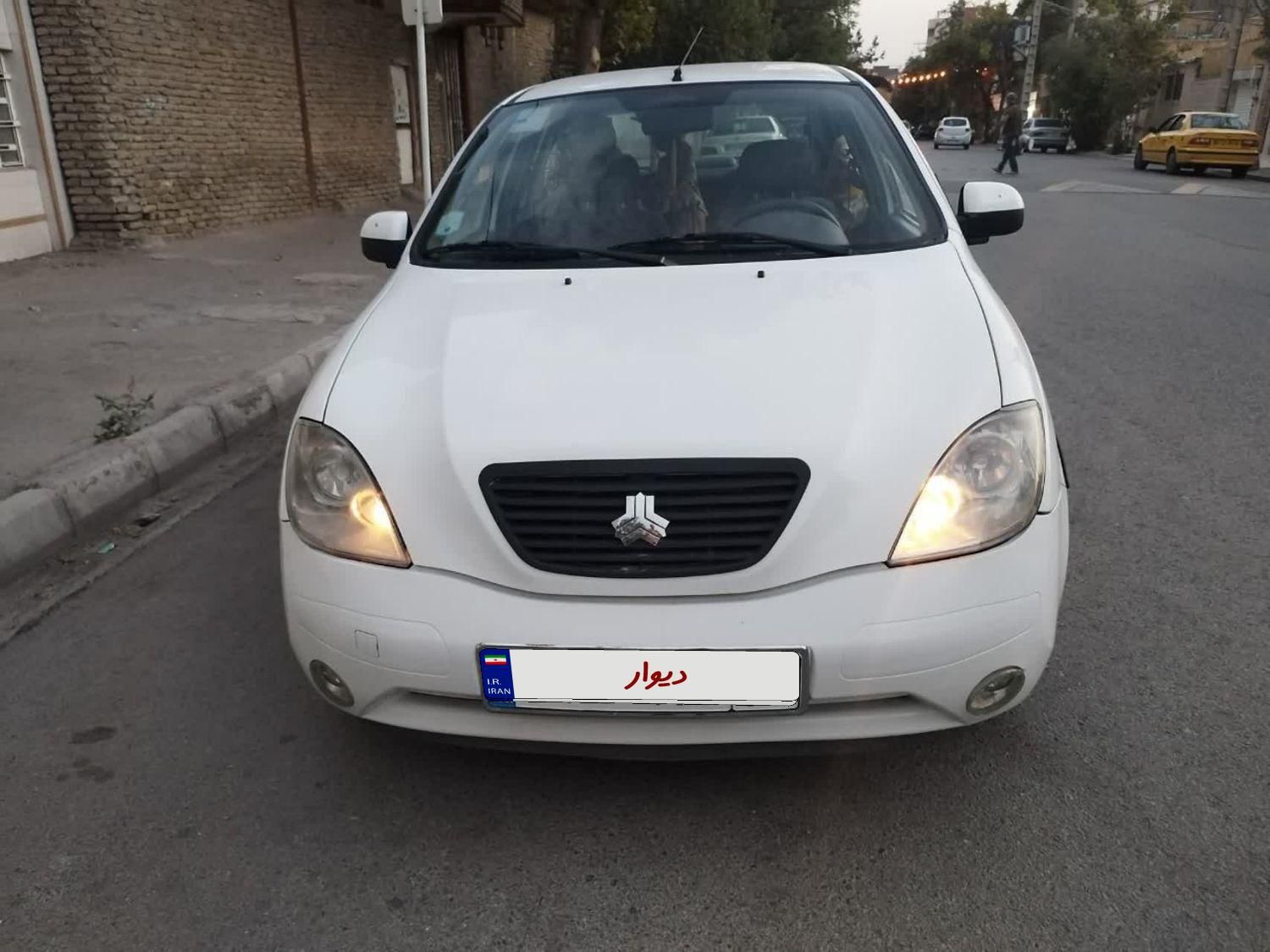 تیبا صندوق دار SX - 1395
