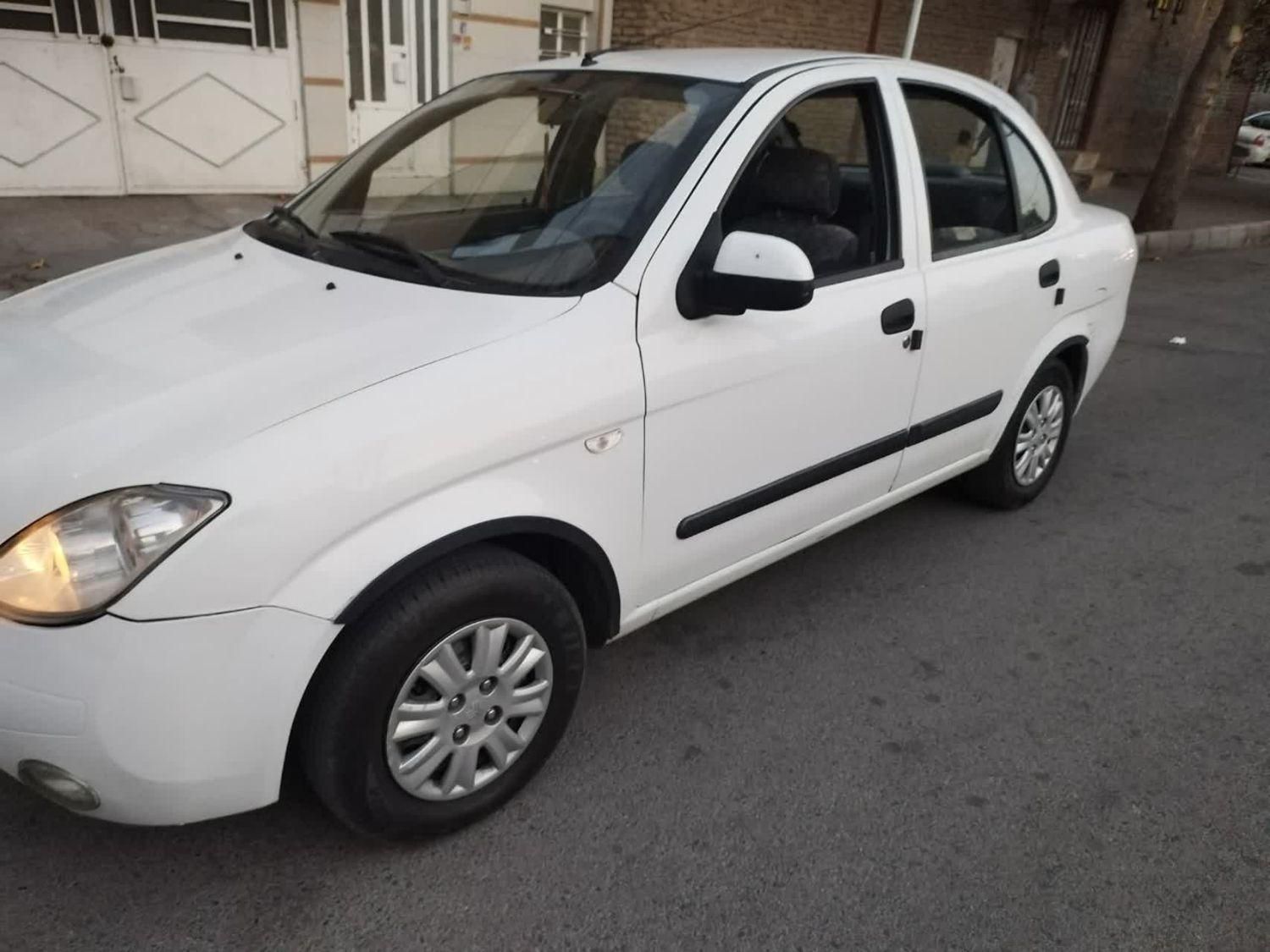 تیبا صندوق دار SX - 1395