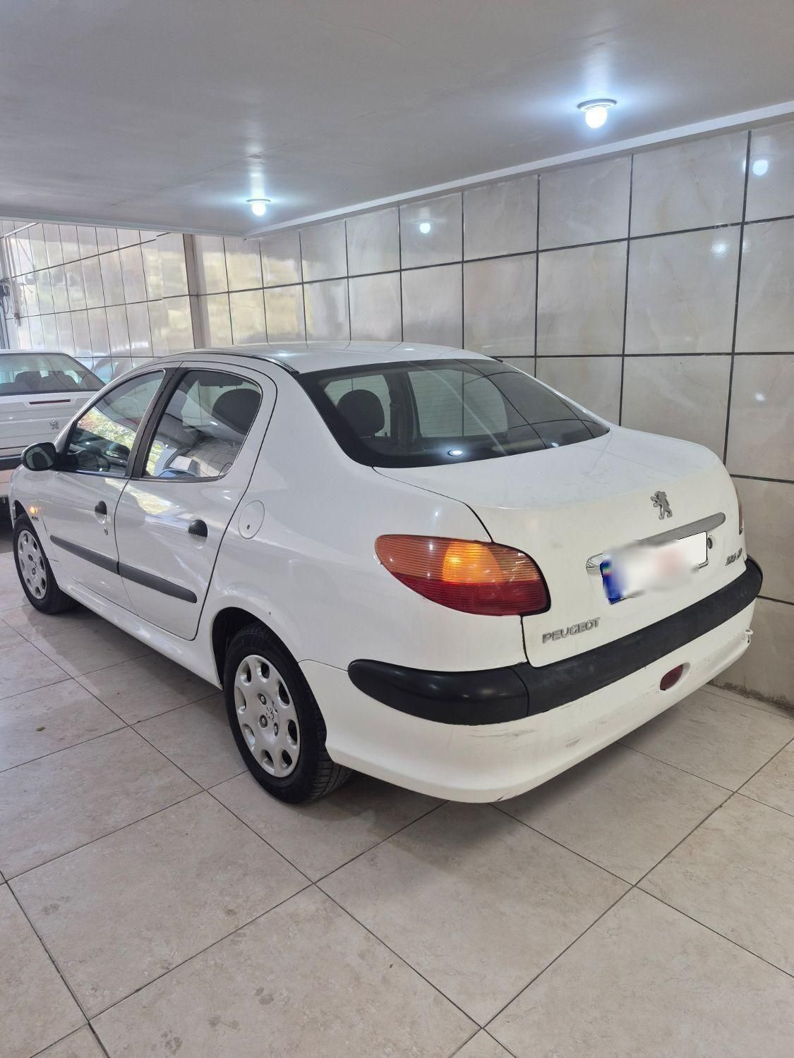 پژو ۲۰۶ صندوق دار v8 - 1389