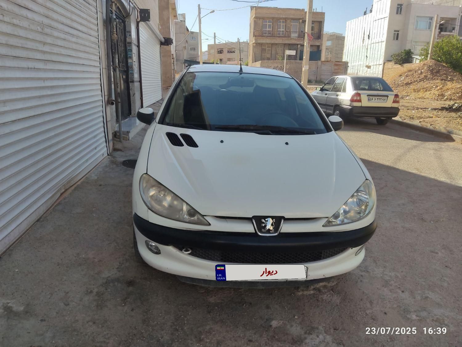 پژو ۲۰۶ صندوق دار v8 - 1389