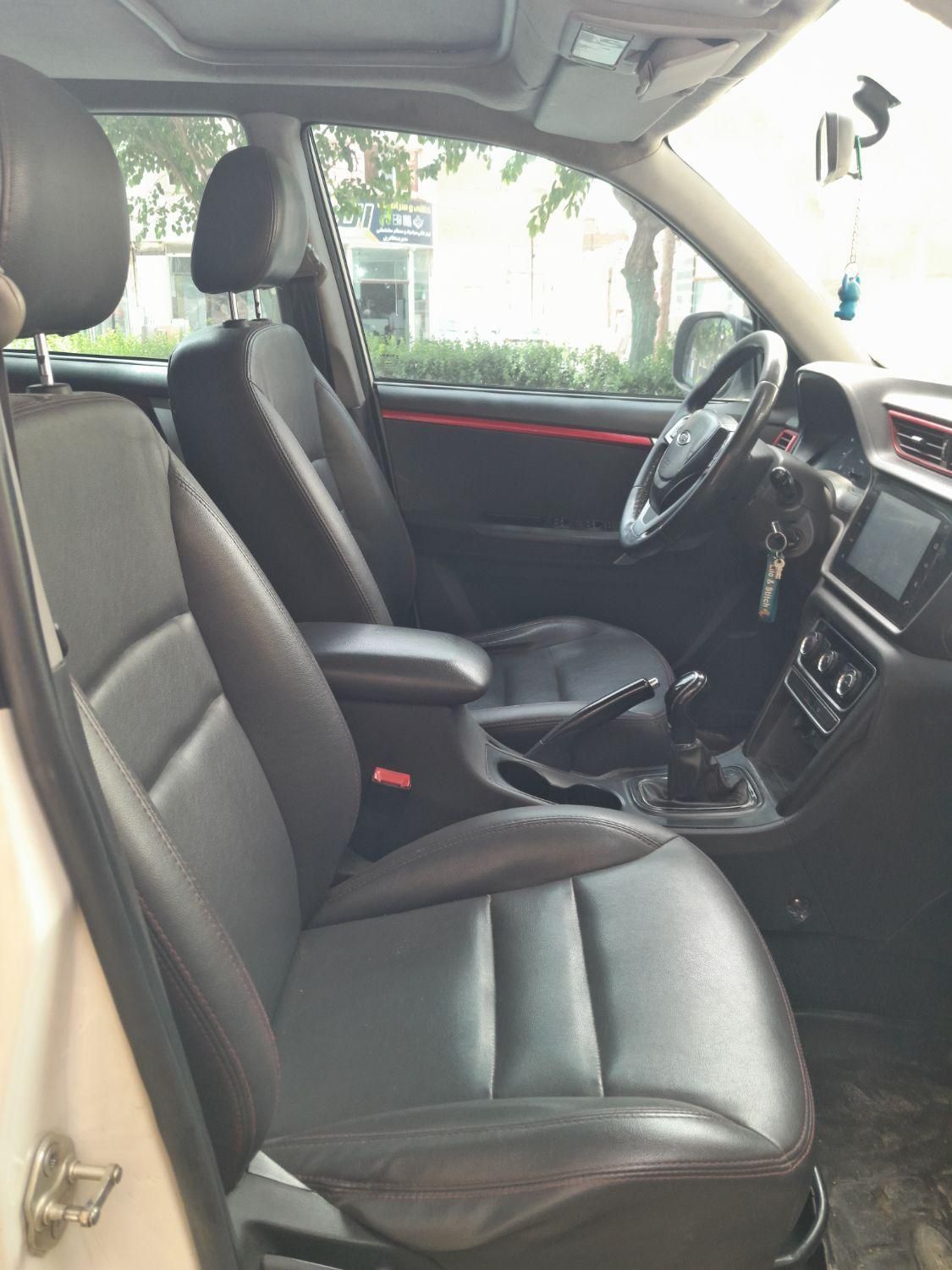 ام وی ام X33 S اتوماتیک اسپرت - 1395