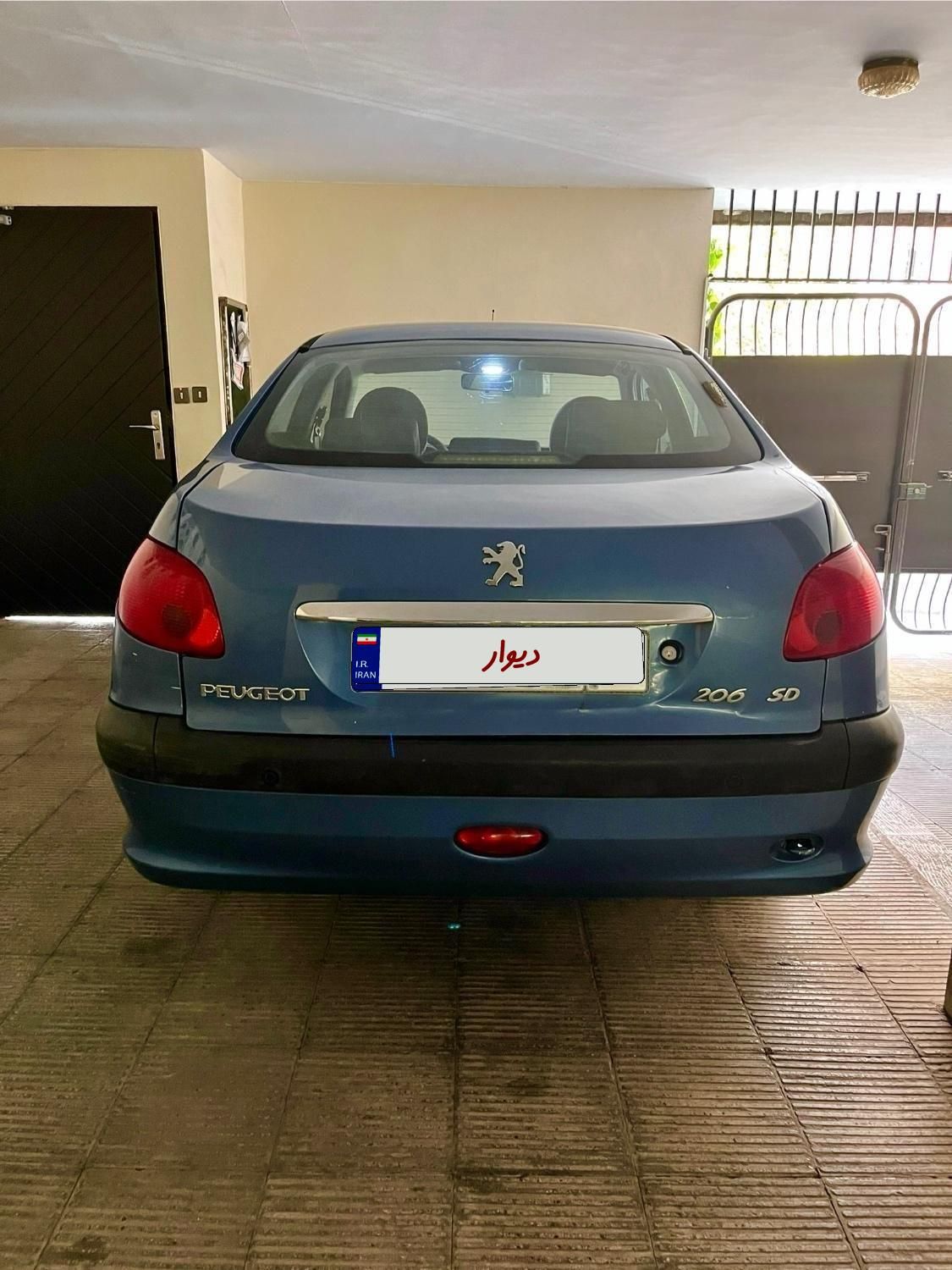 پژو ۲۰۶ صندوق دار v8 - 1394