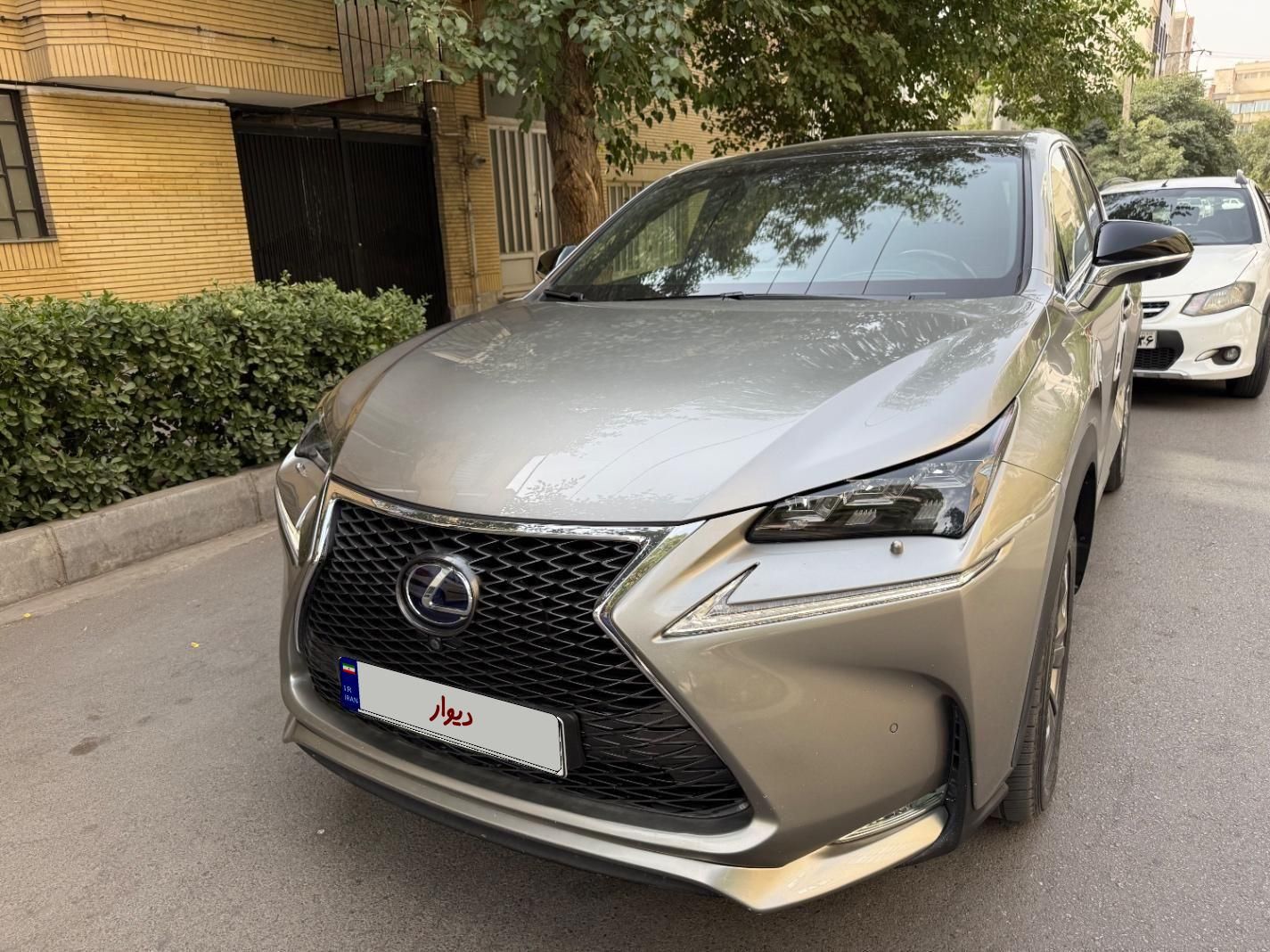 لکسوس NX هیبرید 300H Fsport - 2017