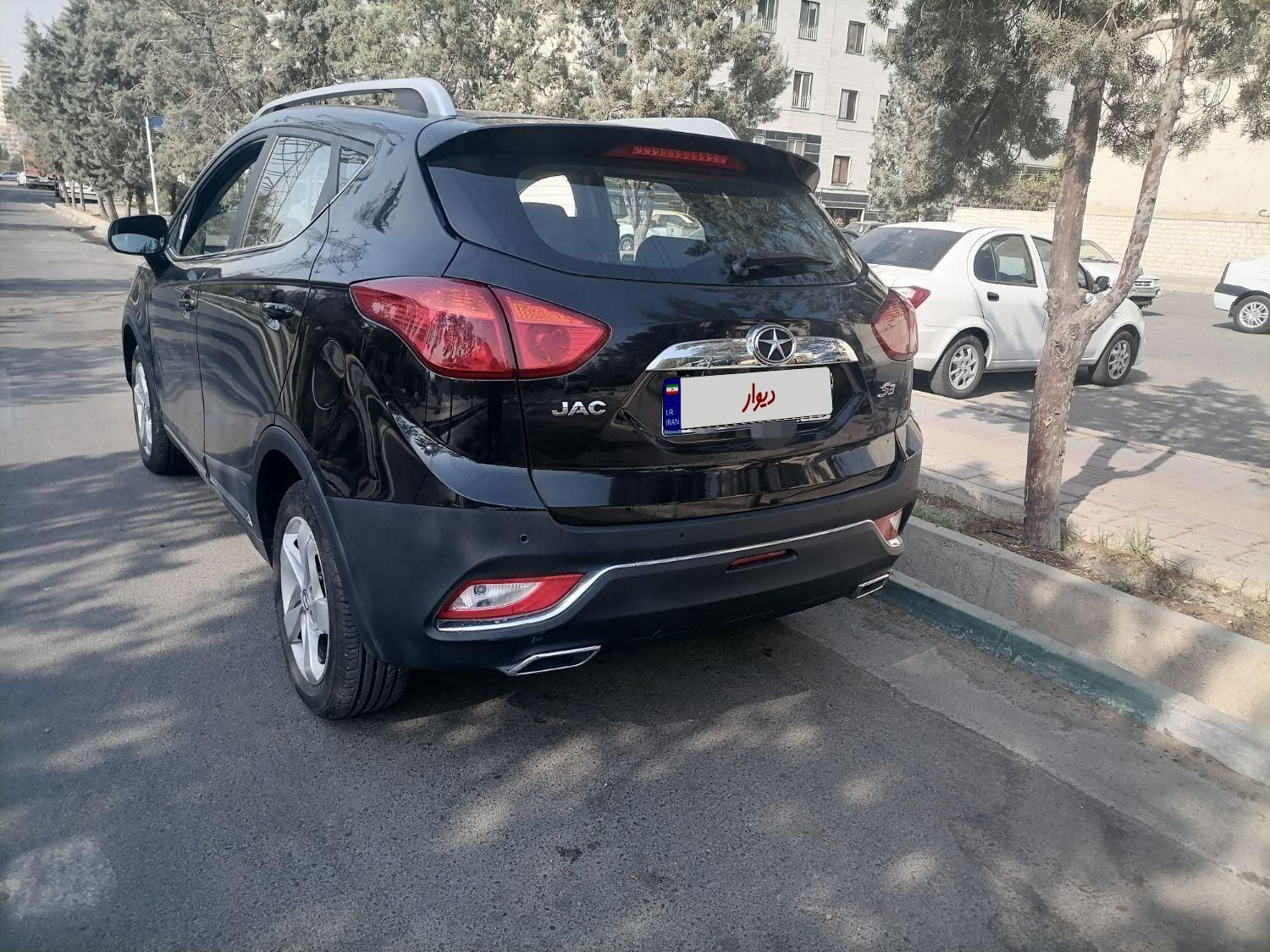 جک S3 اتوماتیک - 1402
