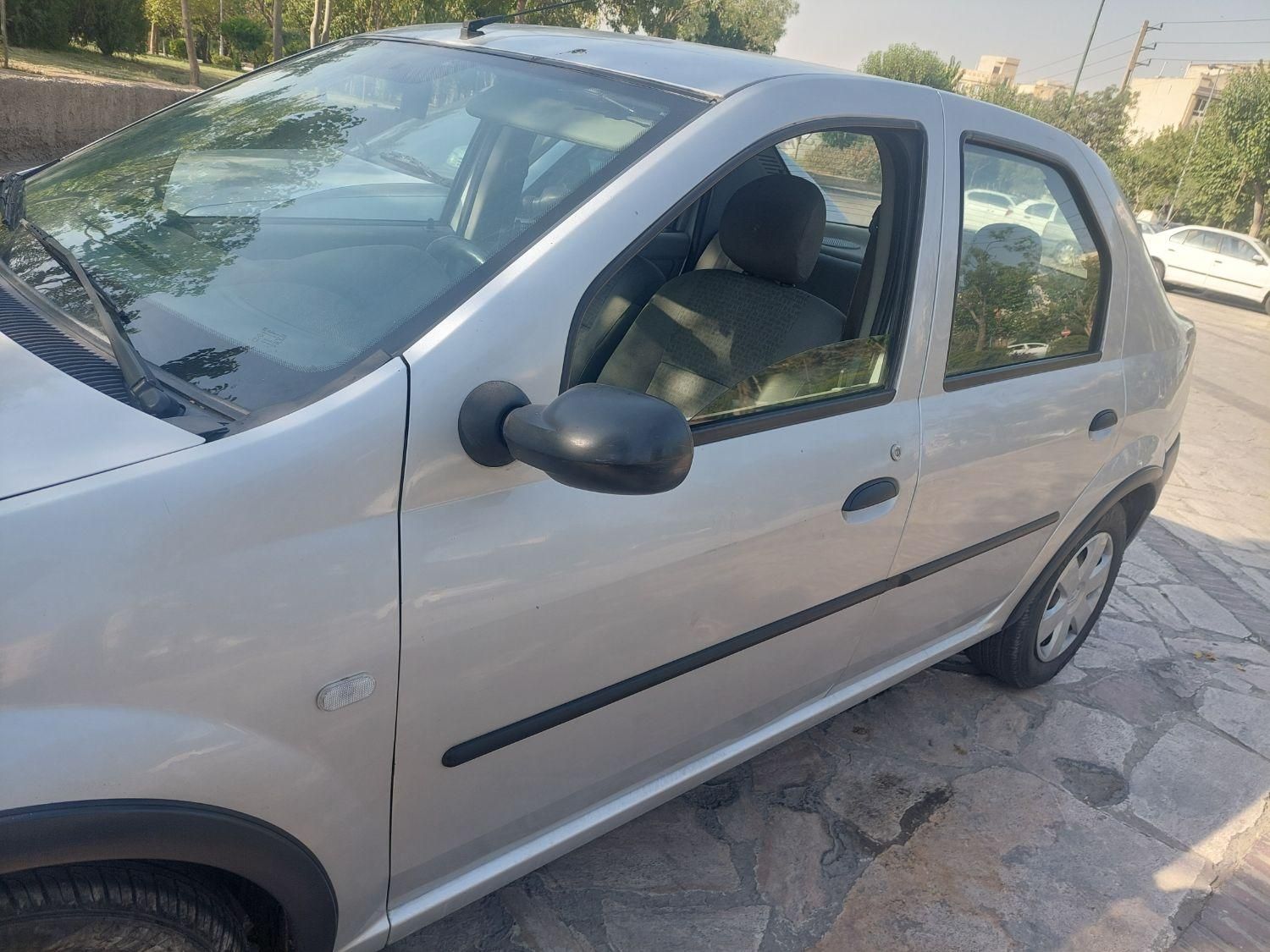 خودرو رنو، تندر 90 آگهی ann_19598395