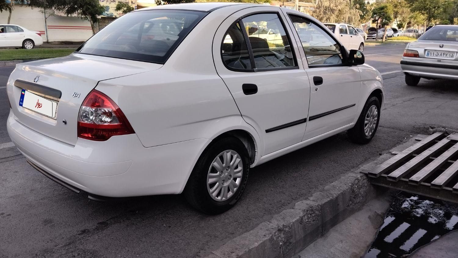 تیبا صندوق دار SX - 1400