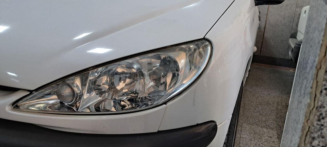 پژو ۲۰۶ صندوق دار v8 - 1400