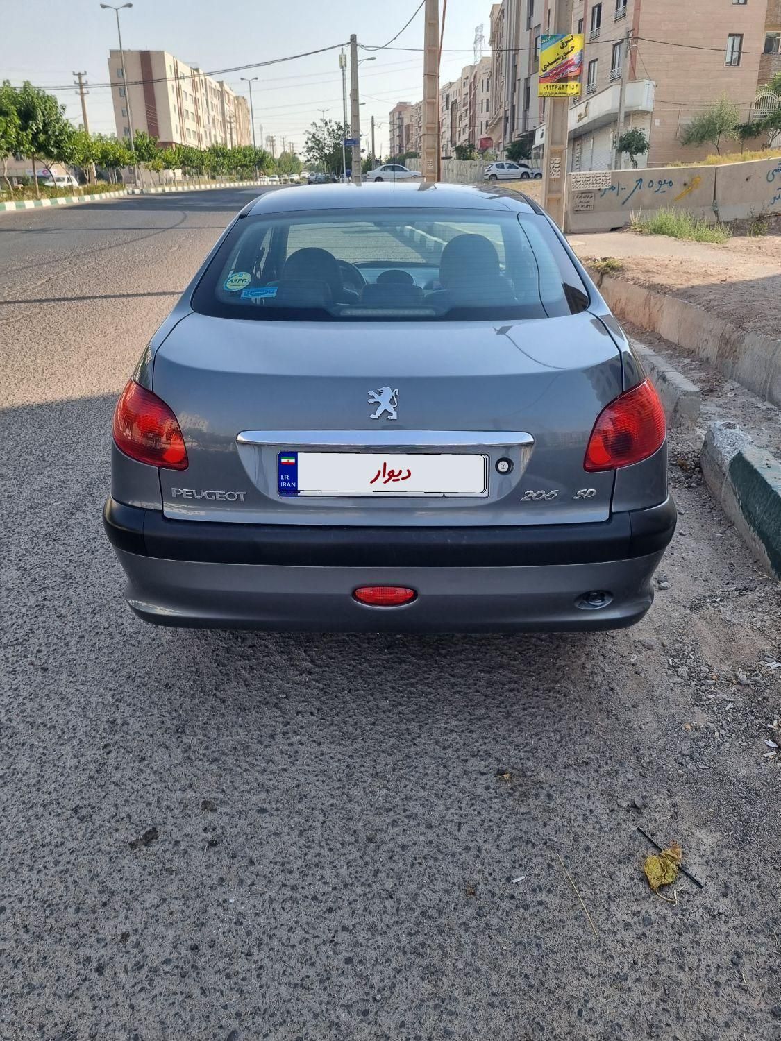 پژو ۲۰۶ صندوق دار v8 - 1399