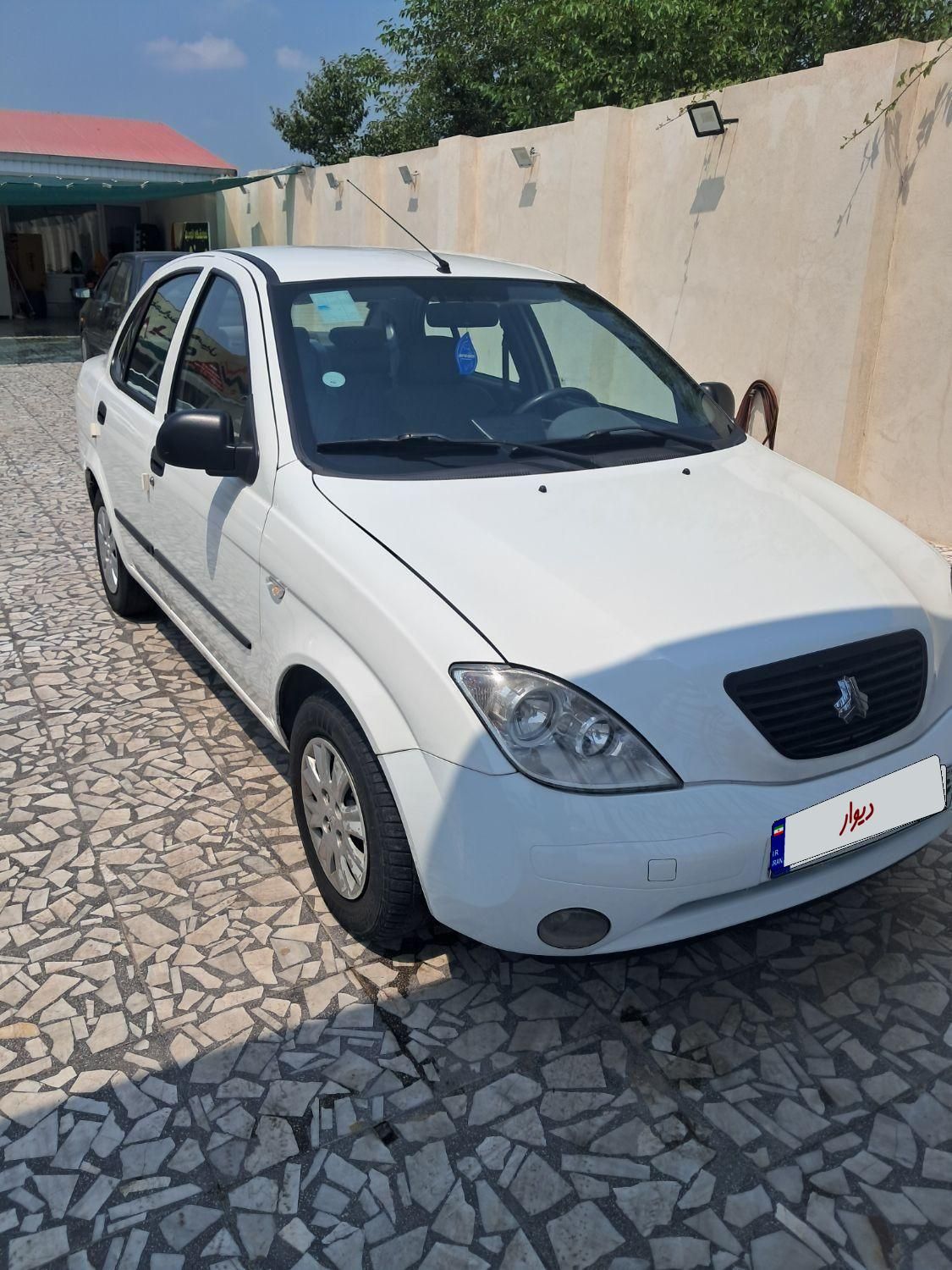 تیبا صندوق دار SX - 1400