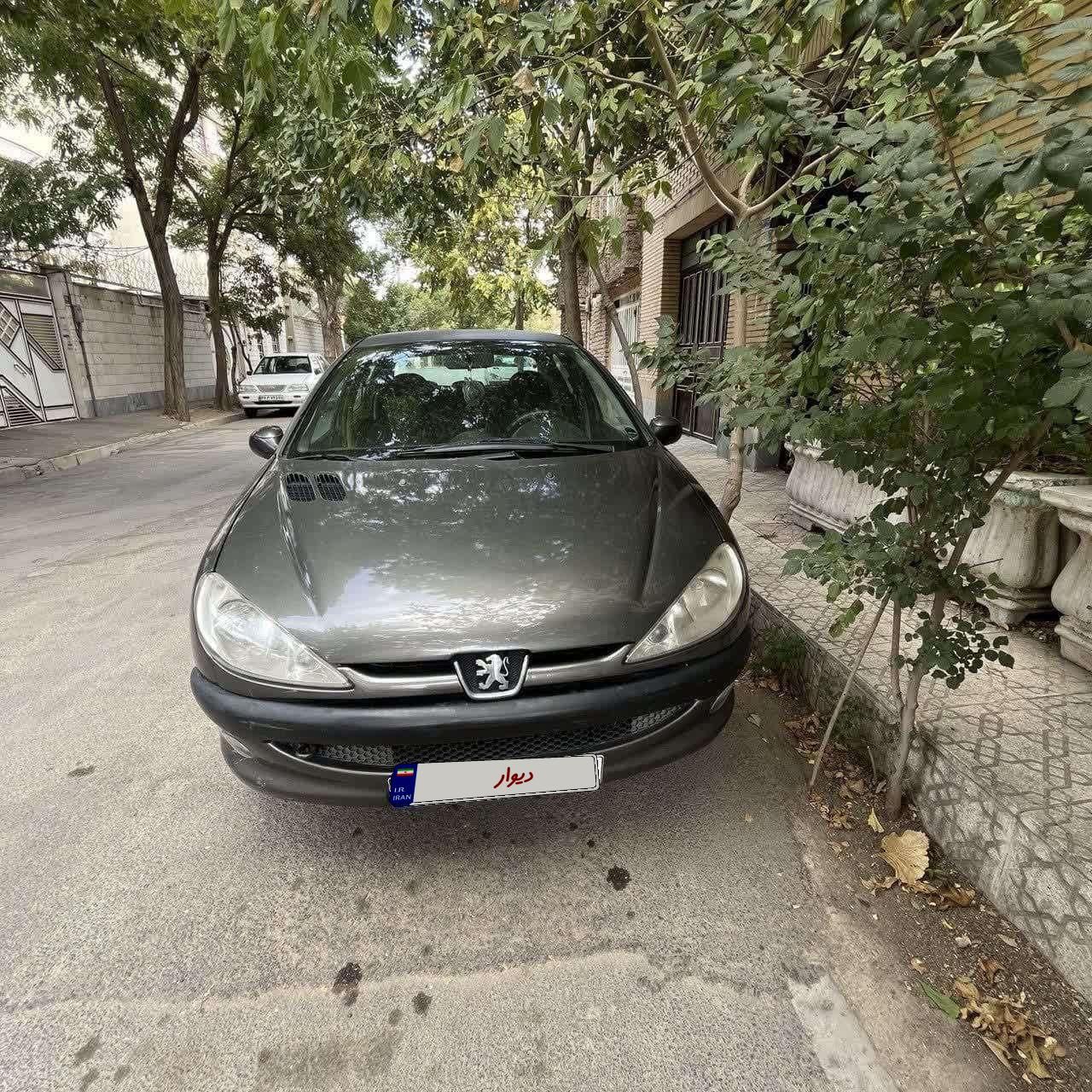 پژو ۲۰۶ صندوق دار v8 - 1386