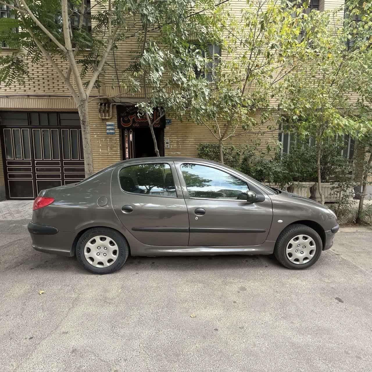 خودرو پژو، ۲۰۶ صندوق دار آگهی ann_19598777