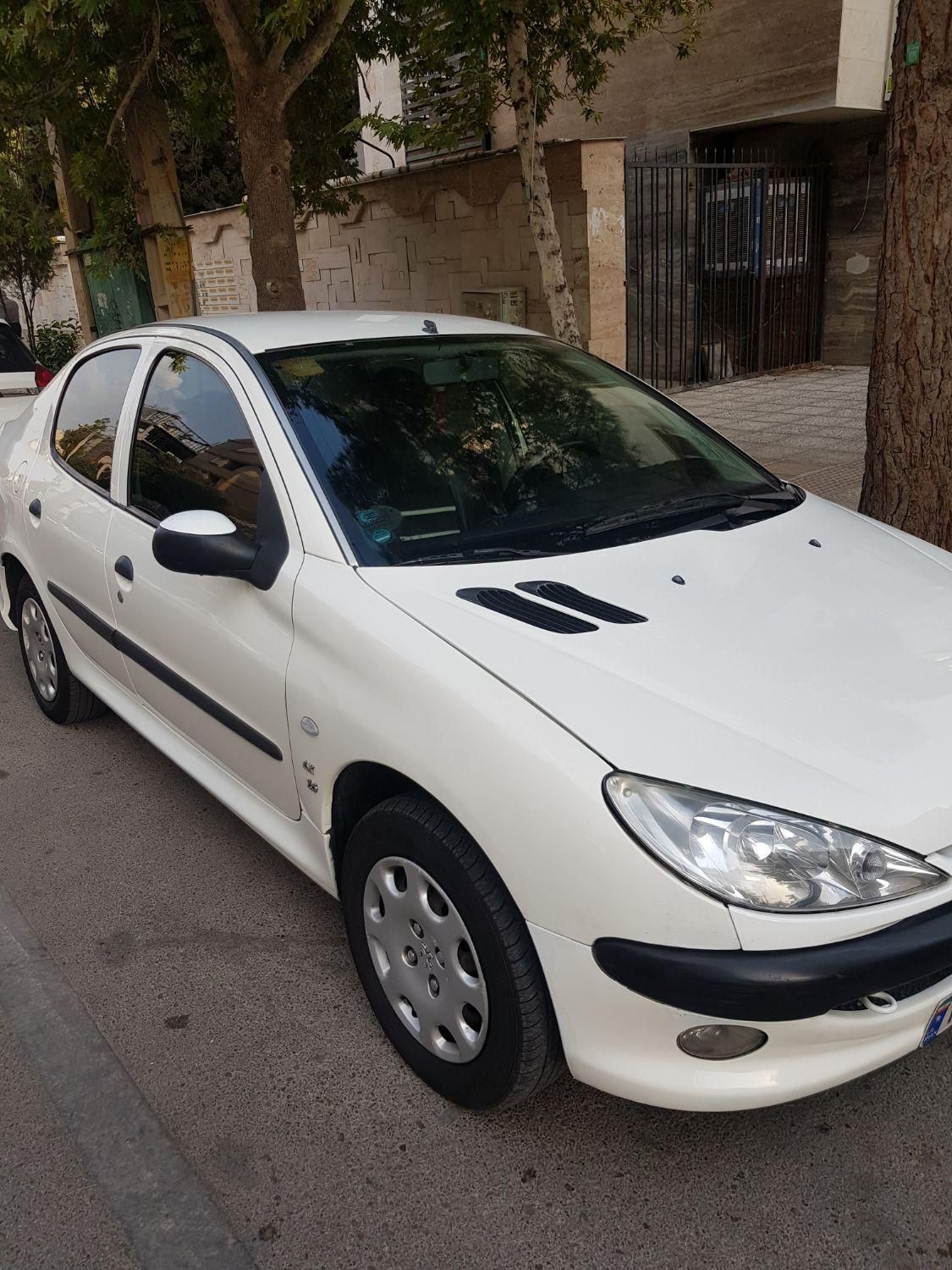 پژو ۲۰۶ صندوق دار v8 - 1389