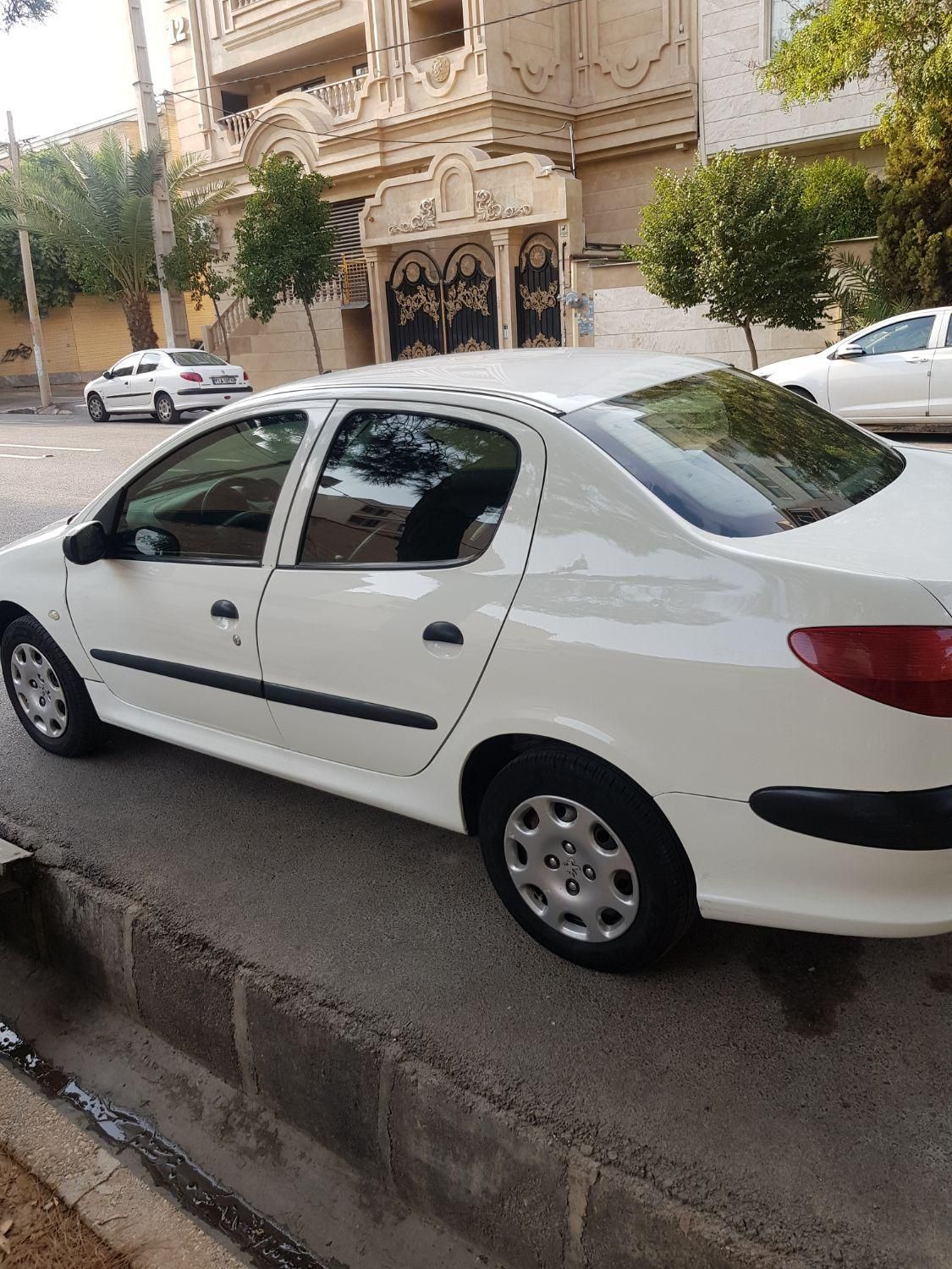 پژو ۲۰۶ صندوق دار v8 - 1389