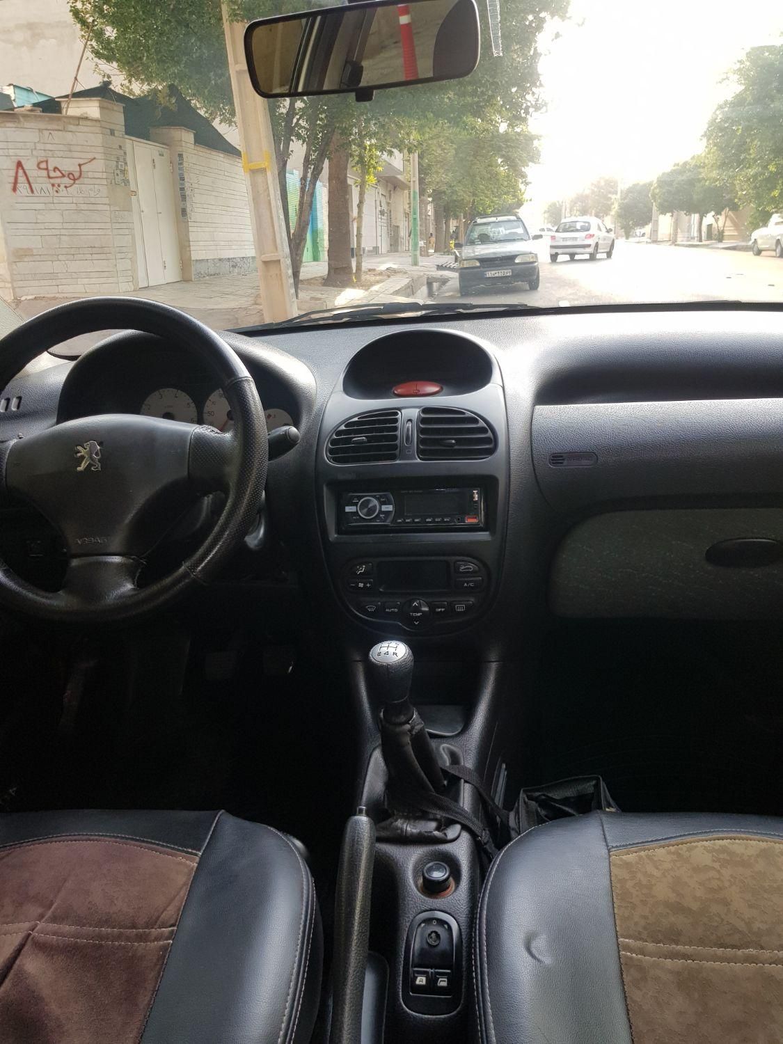 پژو ۲۰۶ صندوق دار v8 - 1389