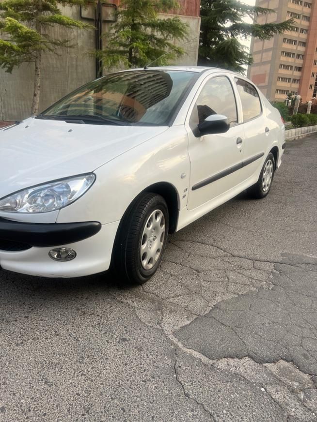 پژو ۲۰۶ صندوق دار v8 - 1399