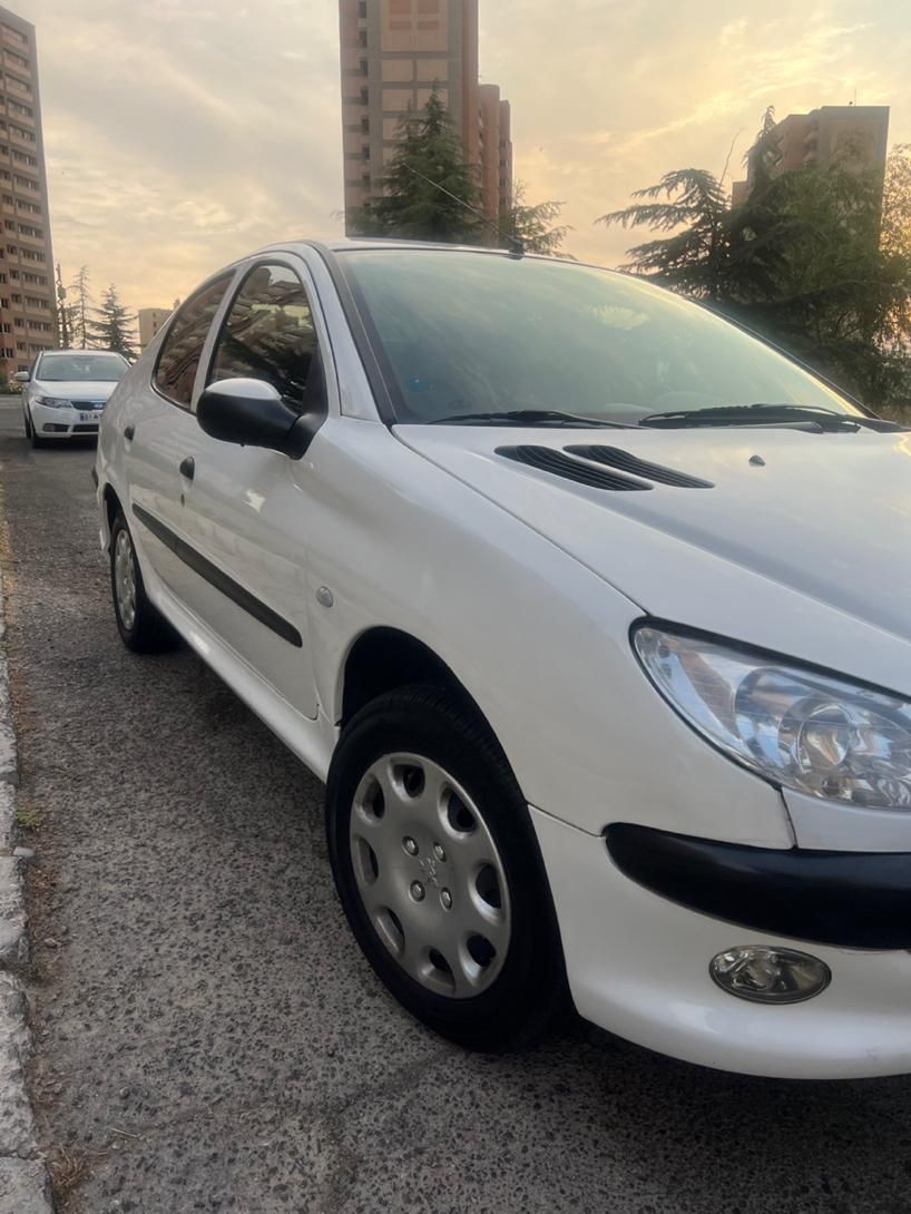 پژو ۲۰۶ صندوق دار v8 - 1399
