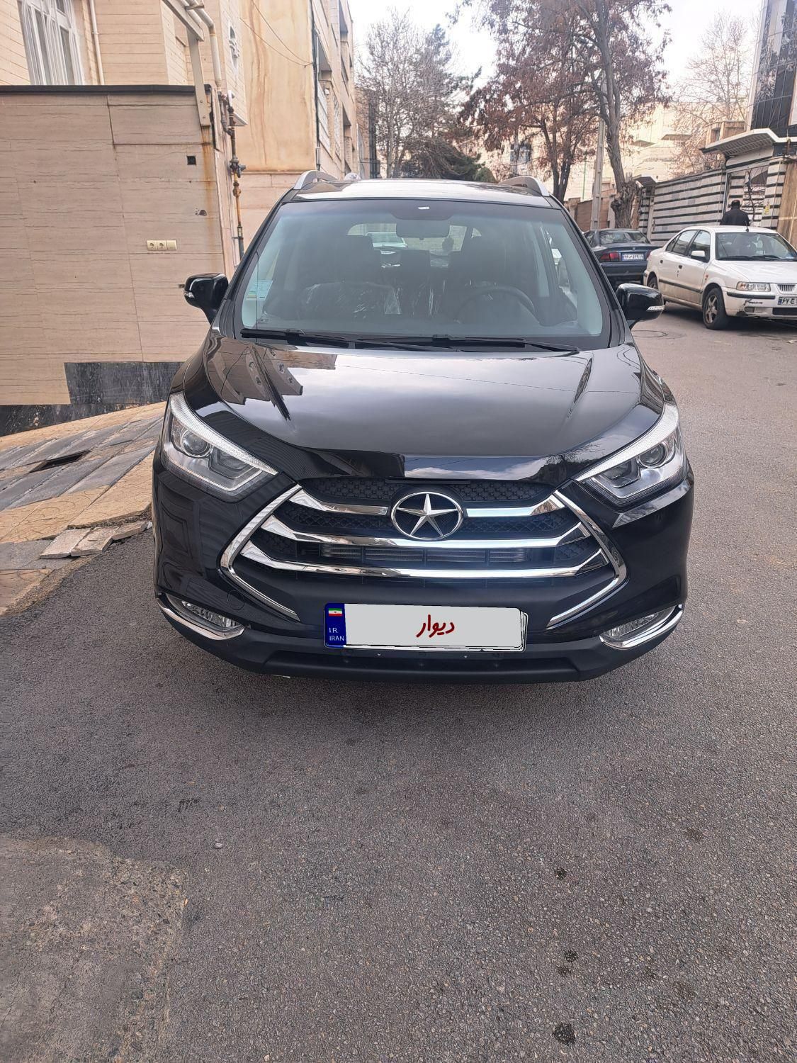 جک S3 اتوماتیک - 1402