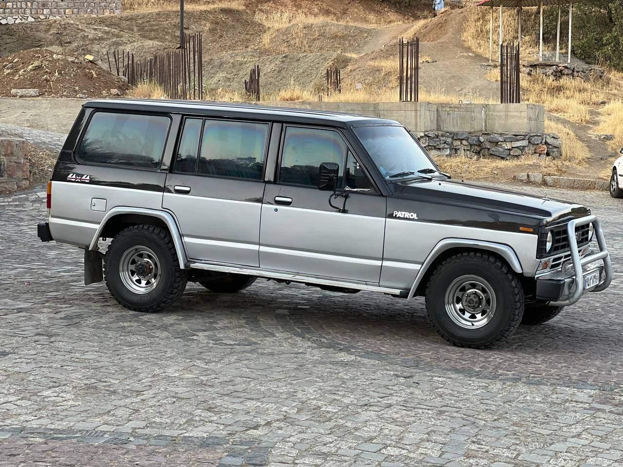 نیسان پاترول چهار درب 6 سیلندر - 1375