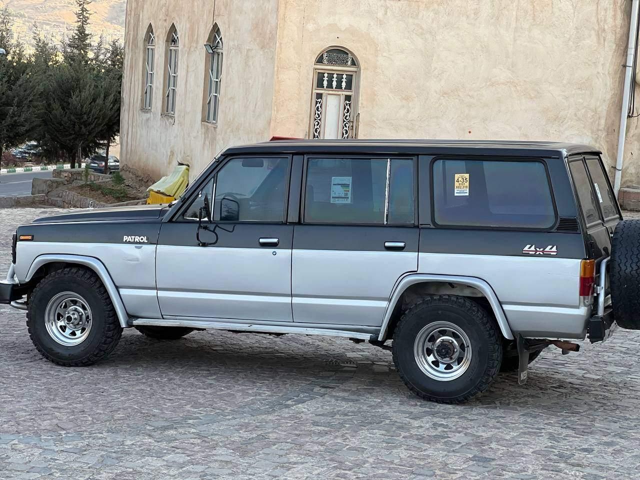 نیسان پاترول چهار درب 6 سیلندر - 1375