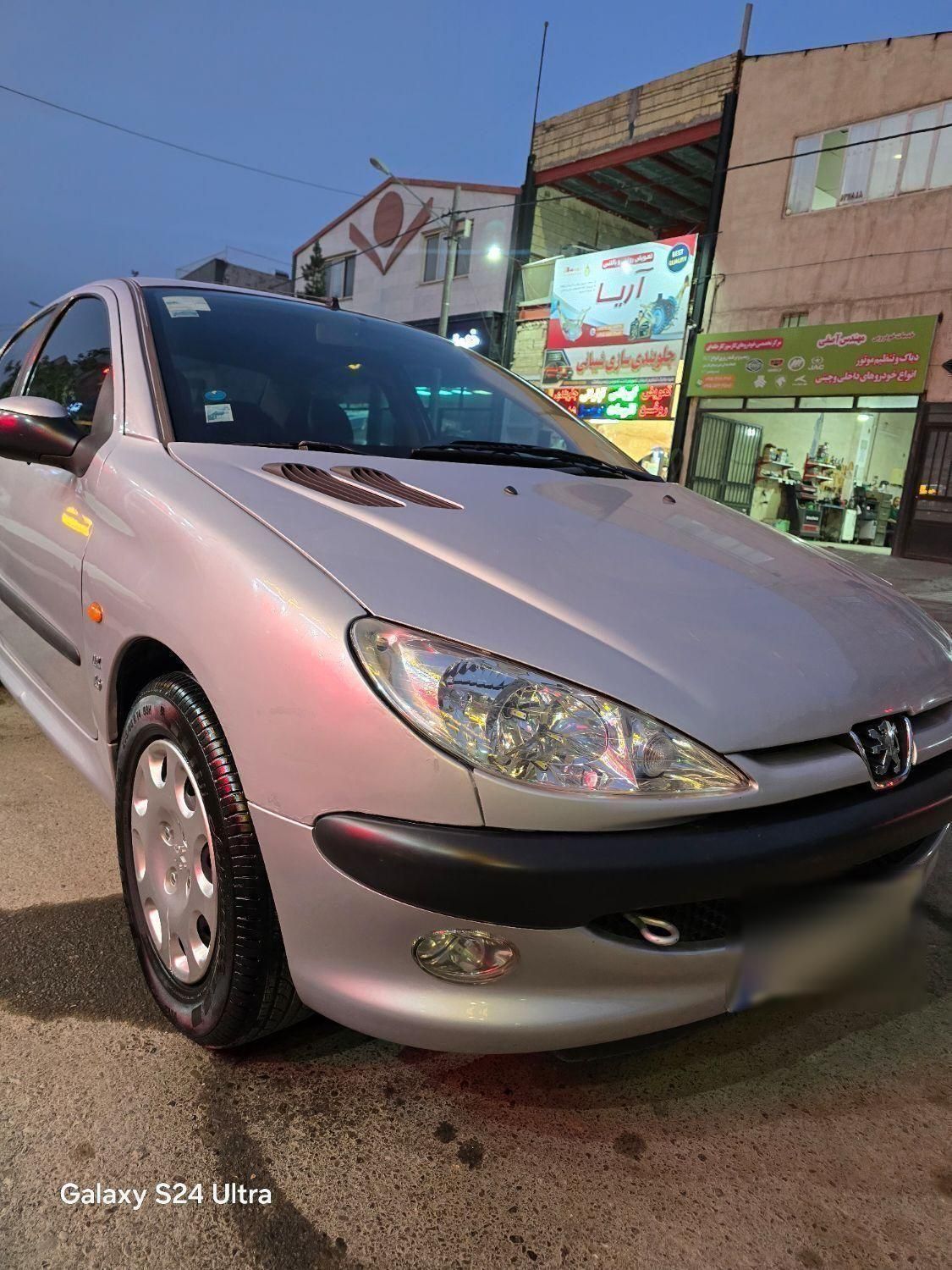 پژو ۲۰۶ صندوق دار v8 - 1390