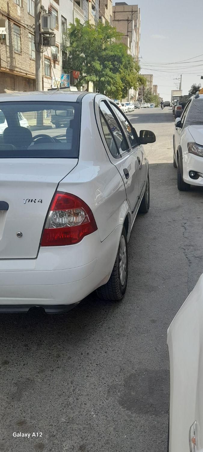 تیبا صندوق دار SX - 1396