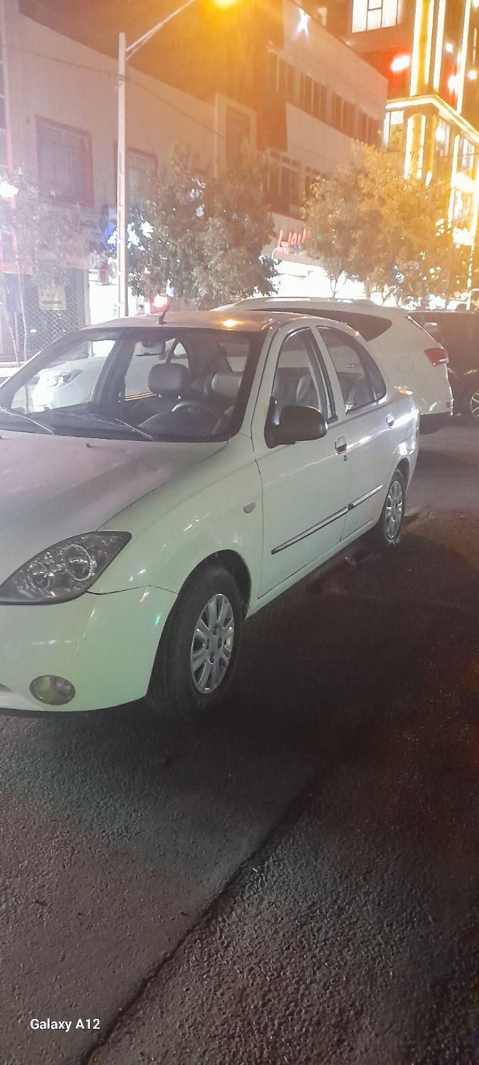 تیبا صندوق دار SX - 1396