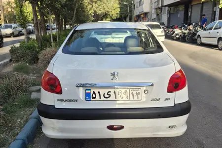 پژو ۲۰۶ صندوق دار v8 - 1394